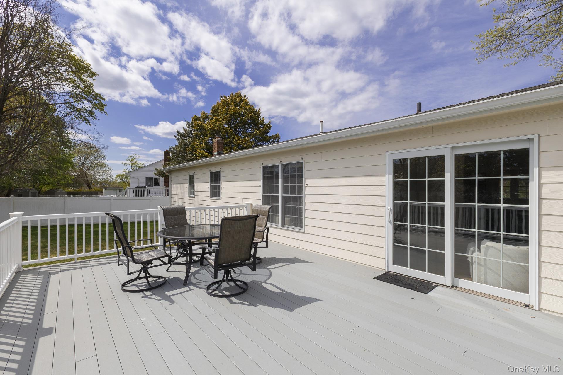 Single Family Fortune  Suffolk County, NY 11725, MLS-988502-34