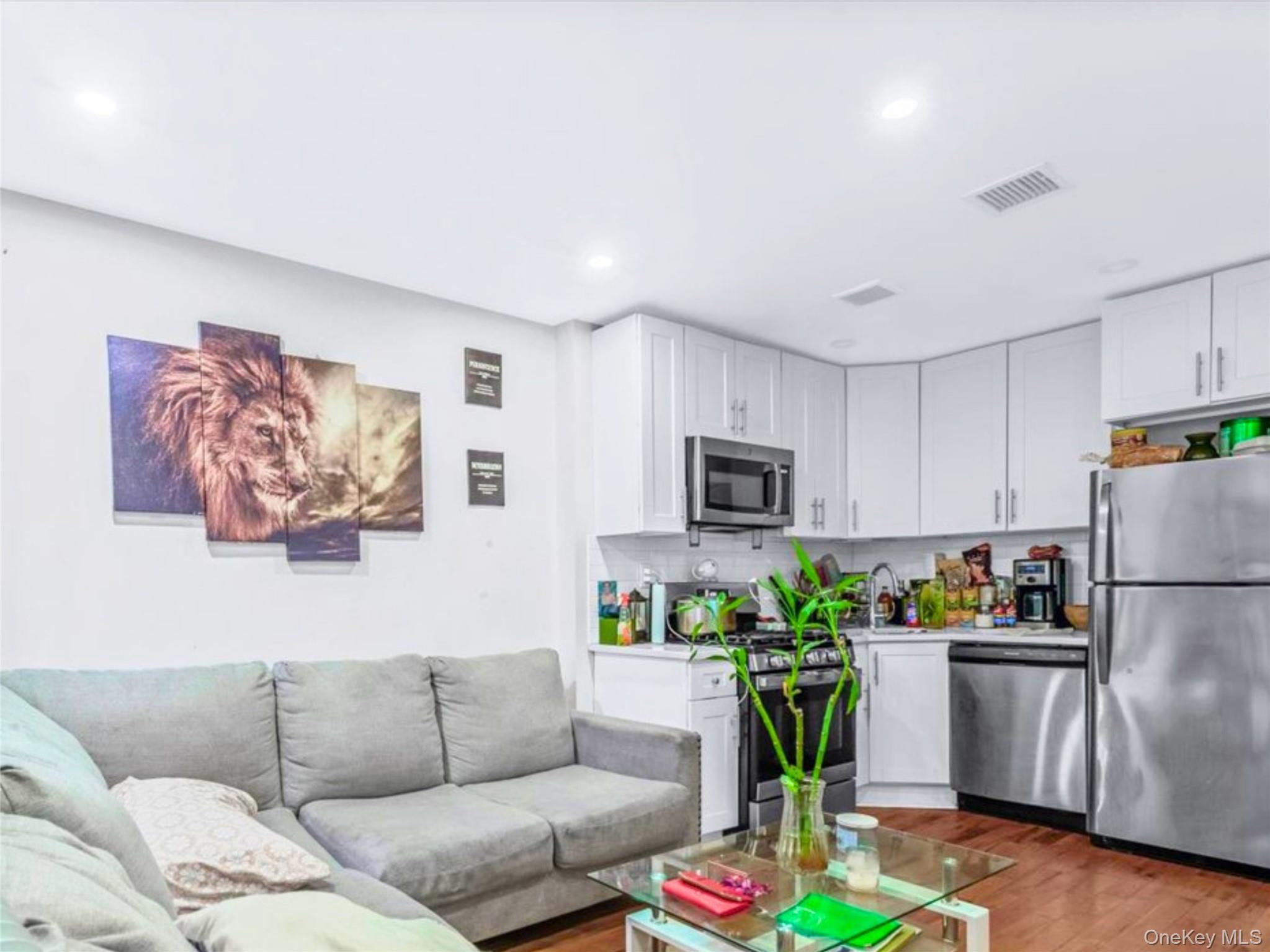 Single Family Avenue B  Brooklyn, NY 11236, MLS-988513-11