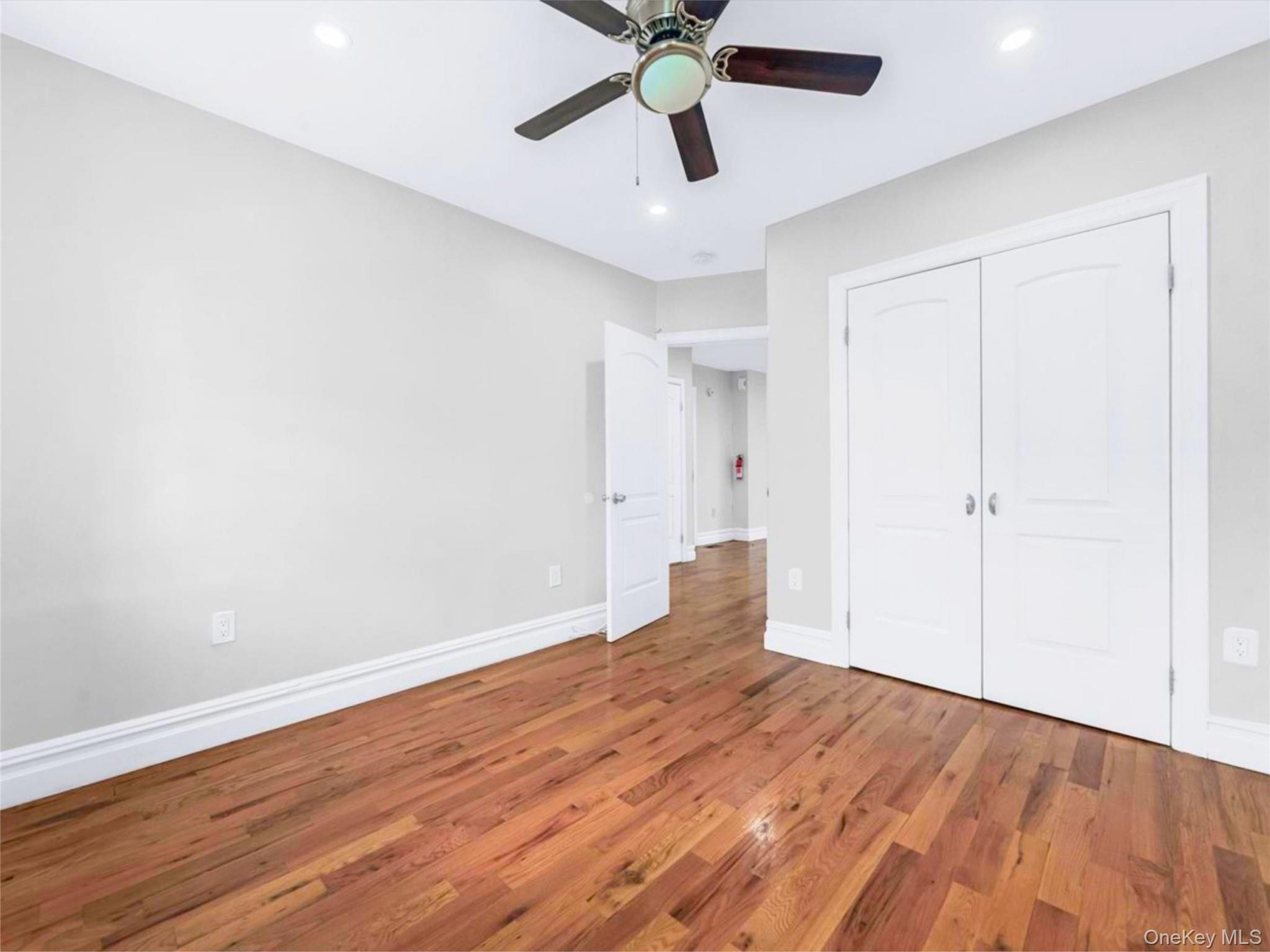 Single Family Avenue B  Brooklyn, NY 11236, MLS-988513-21