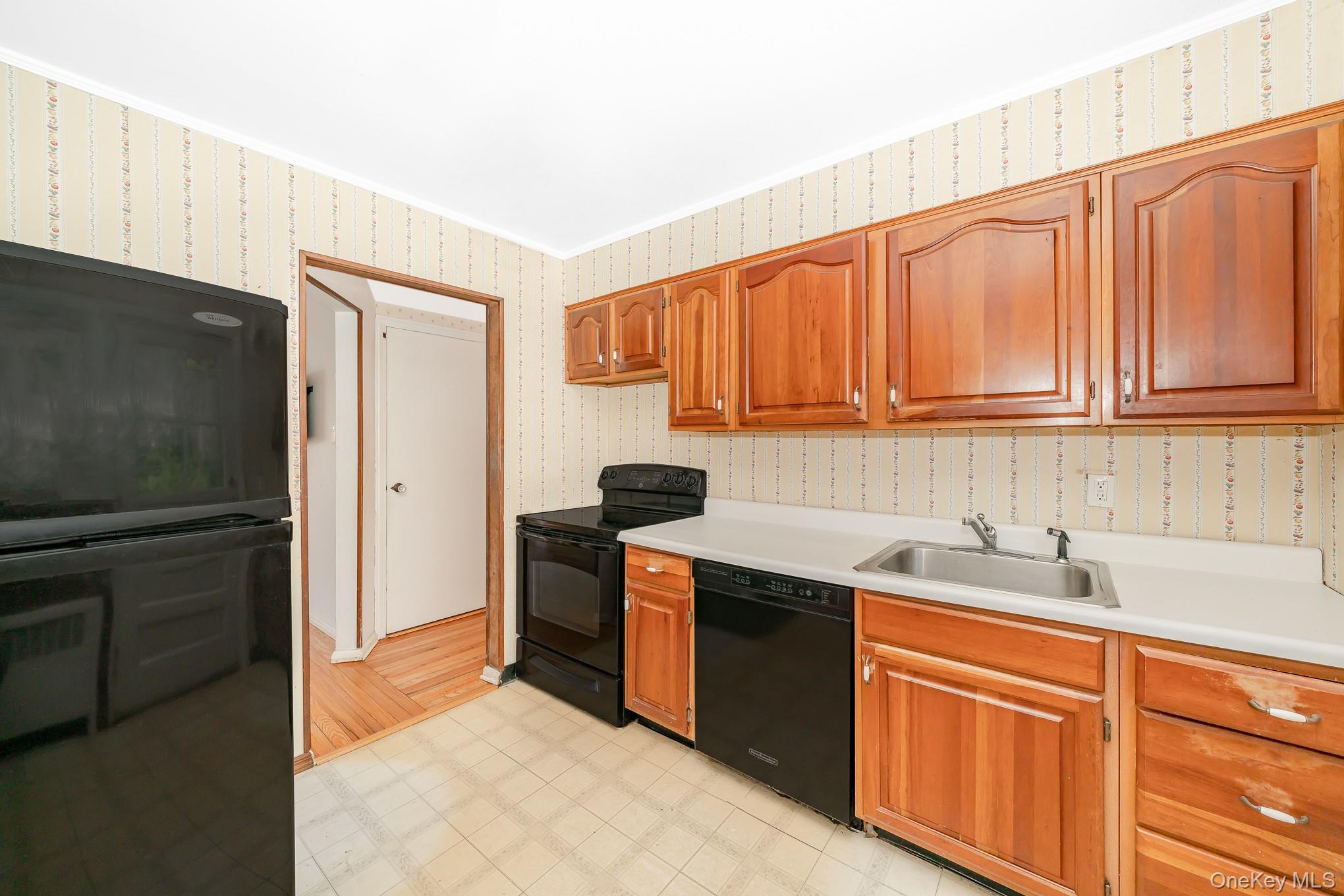 Single Family New York  Nassau County, NY 11783, MLS-988516-17