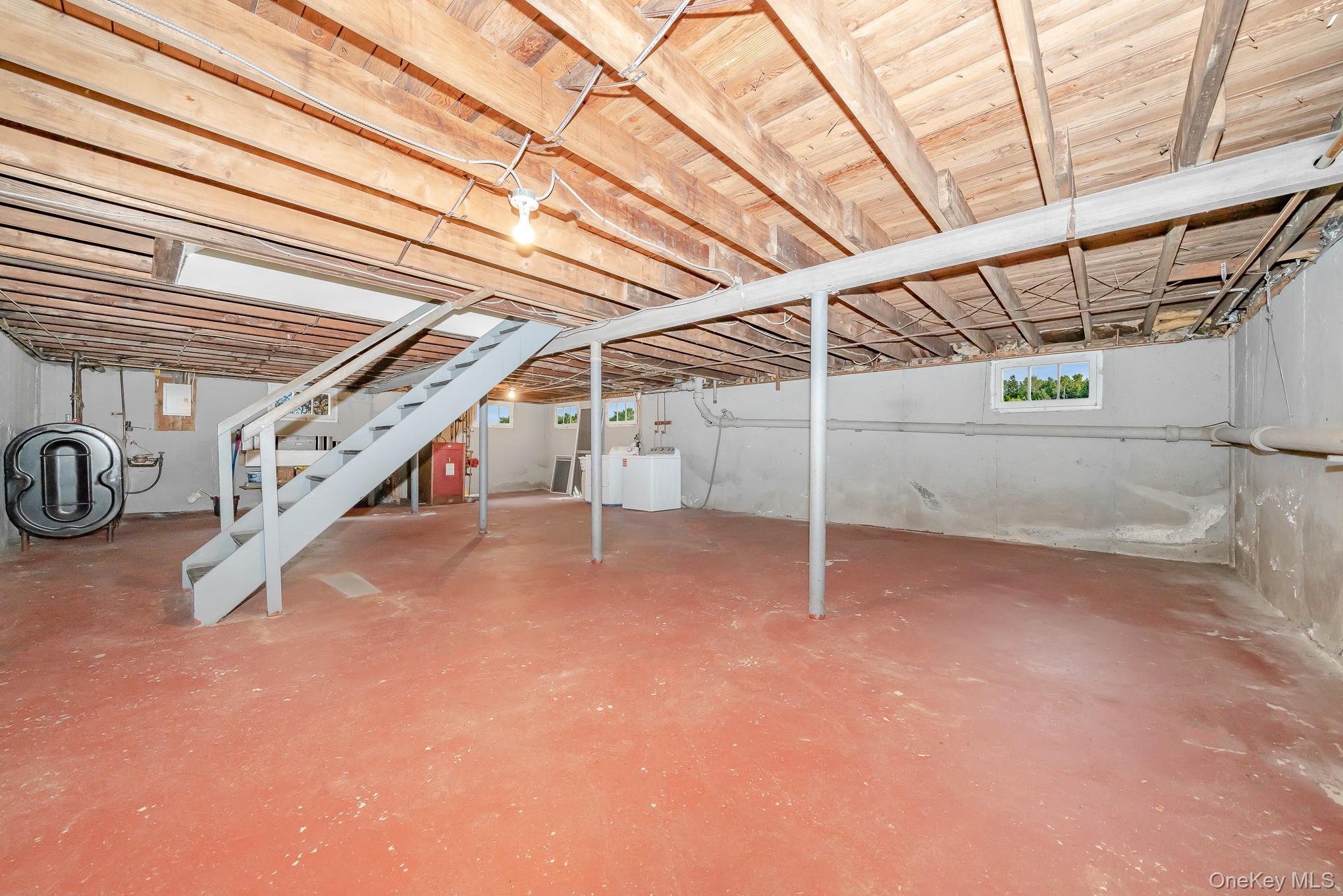 Single Family New York  Nassau County, NY 11783, MLS-988516-23