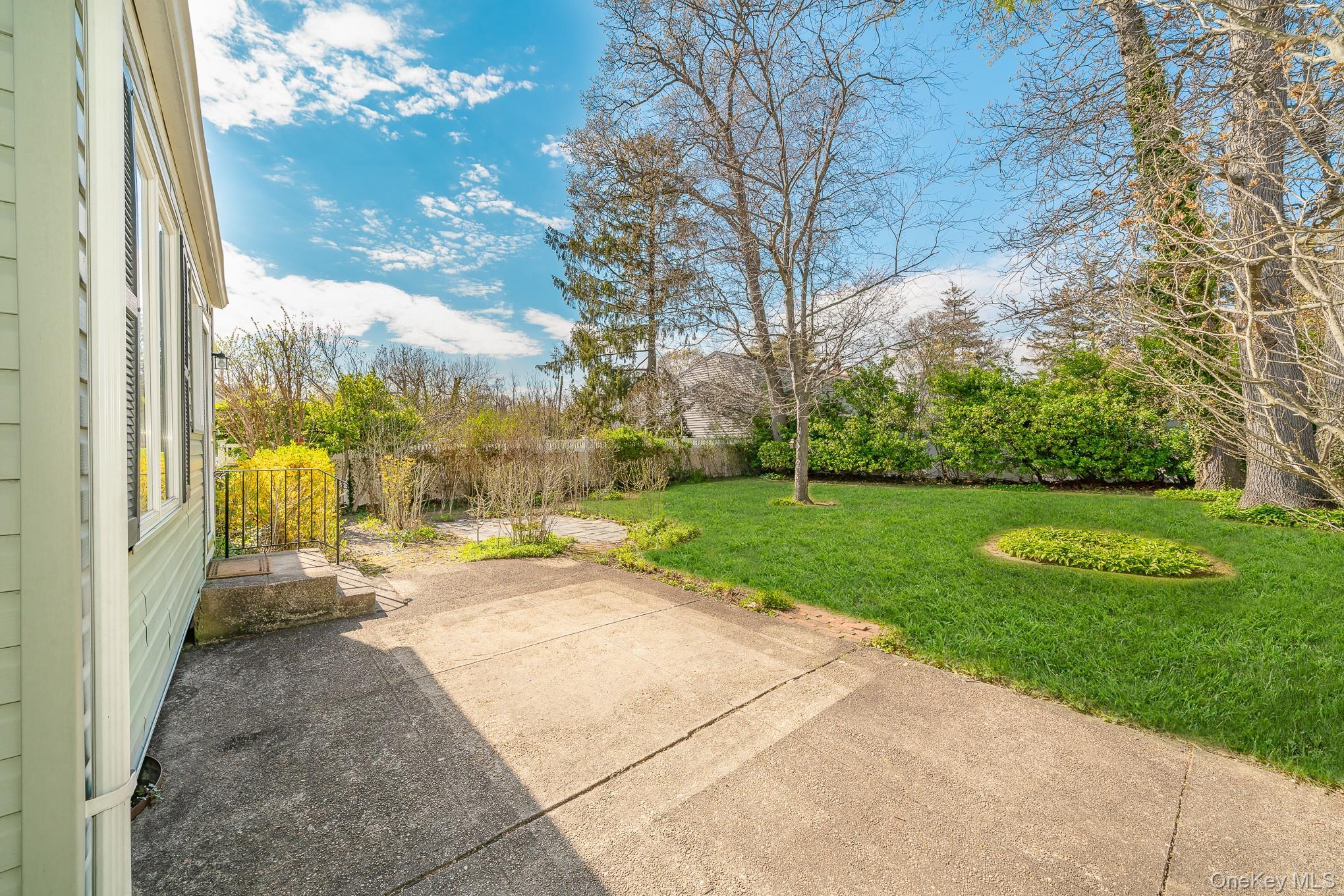 Single Family New York  Nassau County, NY 11783, MLS-988516-9