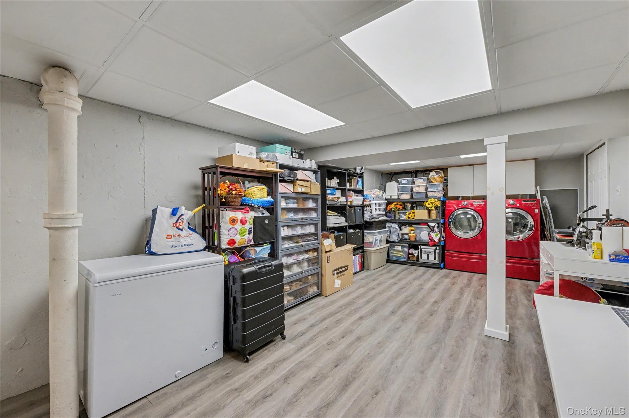 Single Family Pulaski  Suffolk County, NY 11731, MLS-988535-32