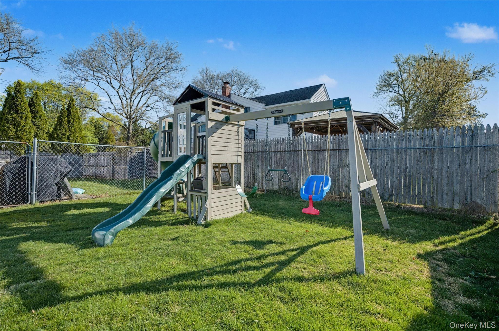 Single Family Pulaski  Suffolk County, NY 11731, MLS-988535-37