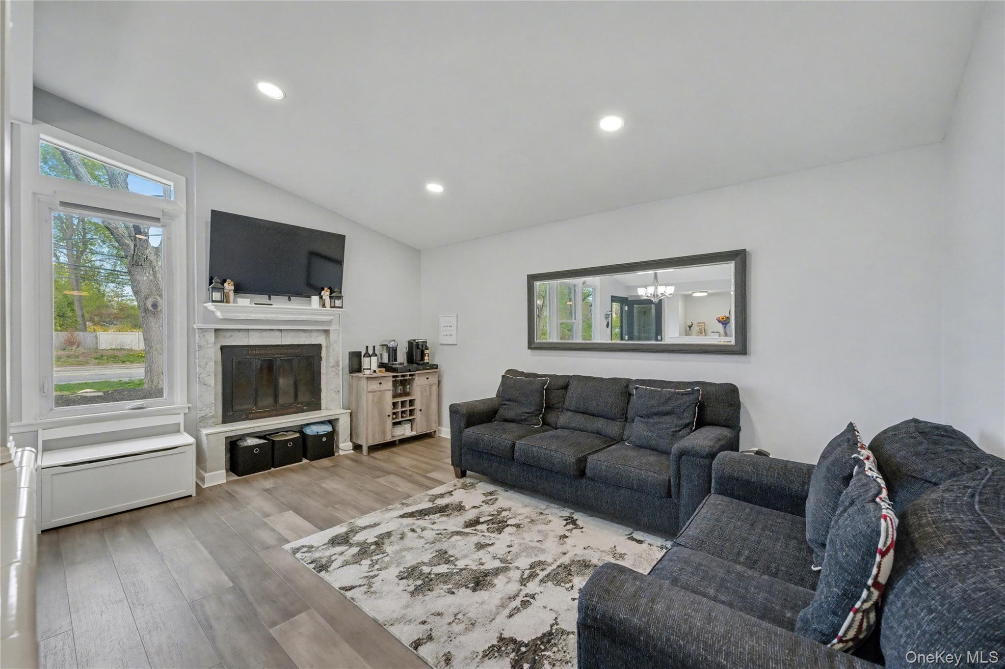 Single Family Pulaski  Suffolk County, NY 11731, MLS-988535-7