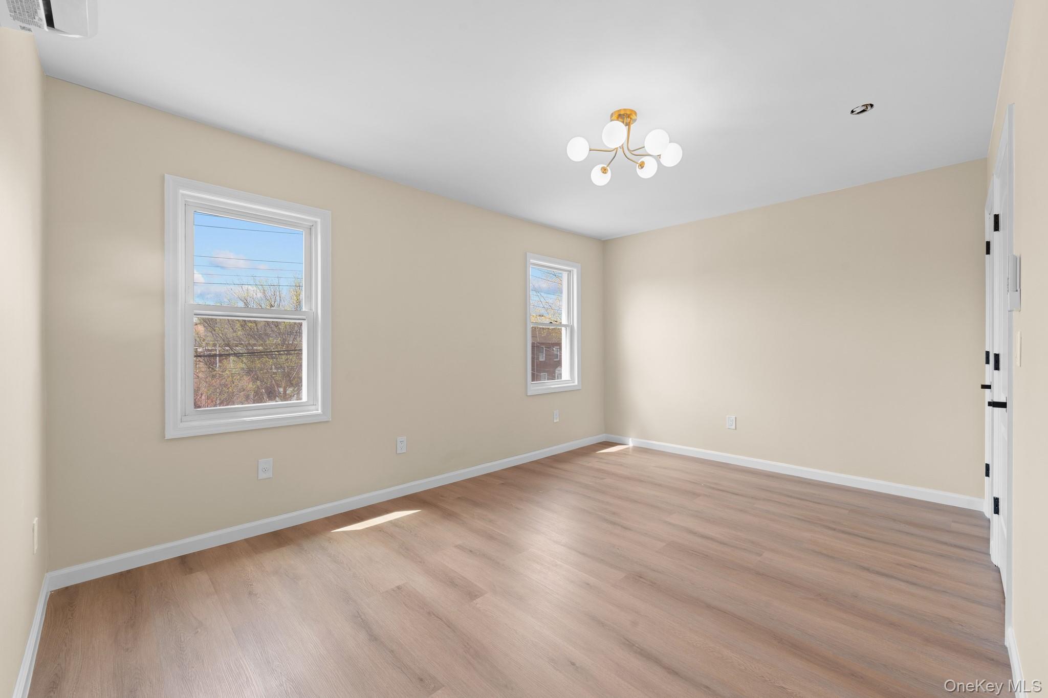 Single Family 106th Queens, NY 11429, MLS-988561-7
