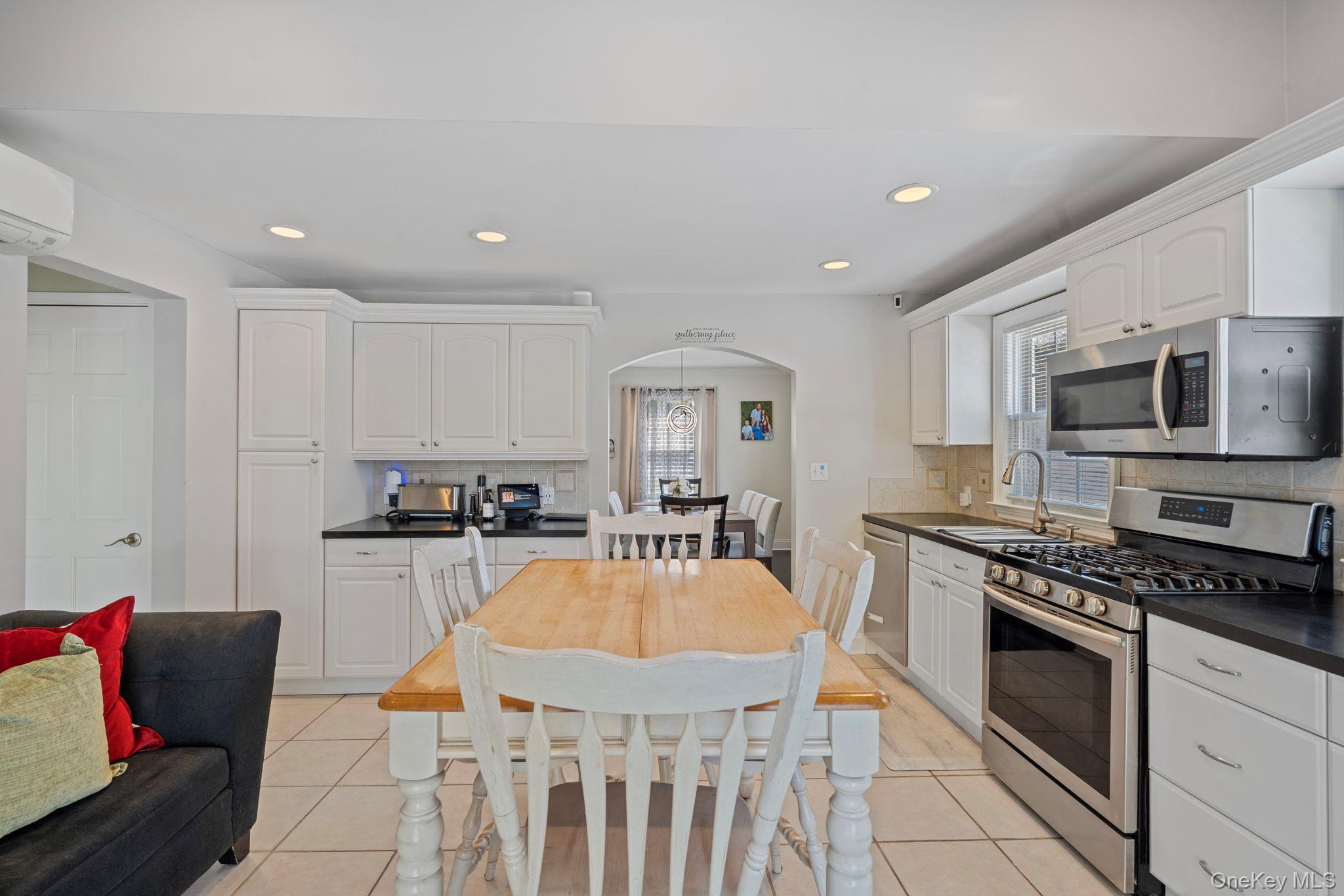 Single Family Church  Nassau County, NY 11510, MLS-988581-16