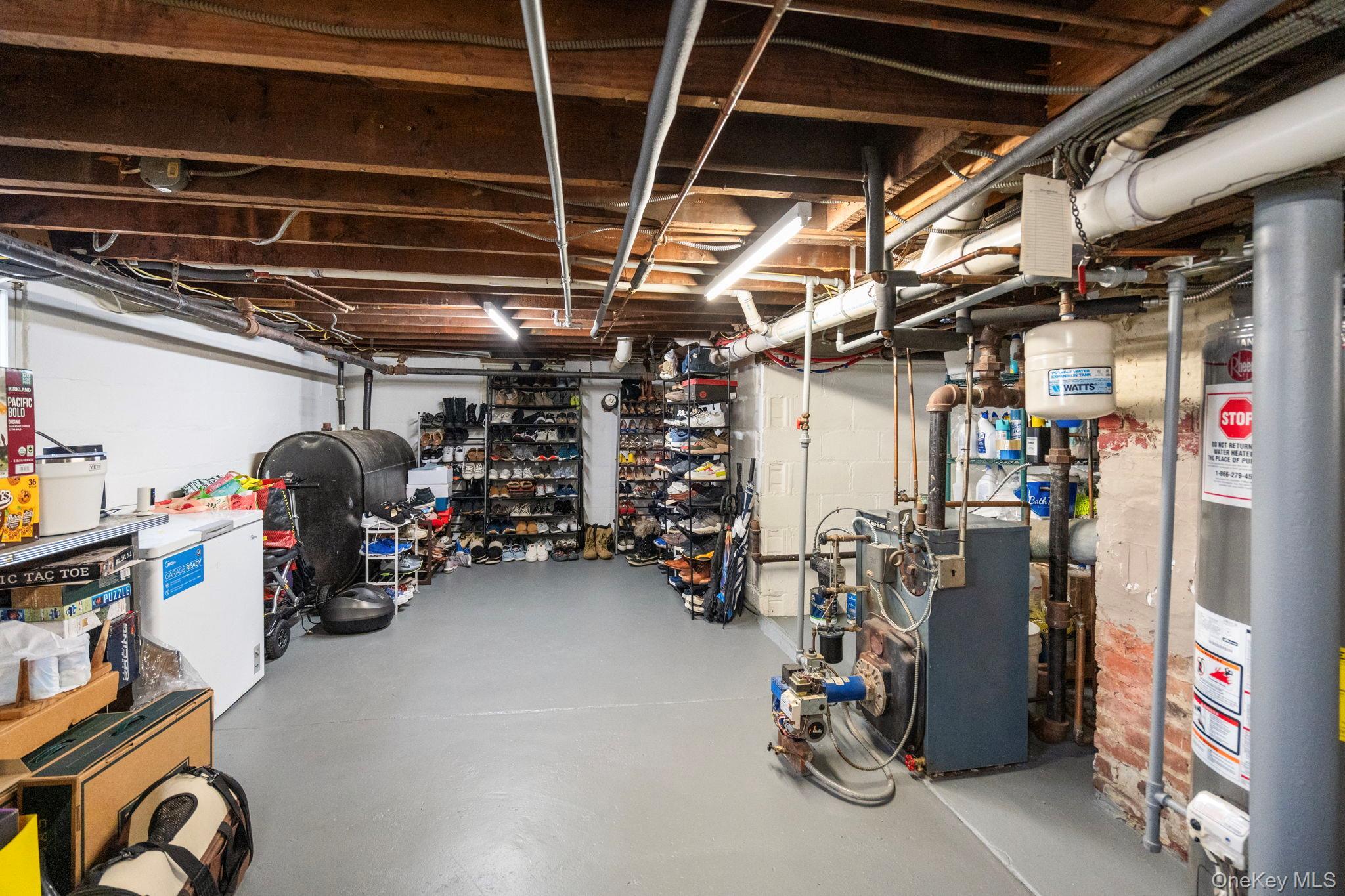 Single Family Church  Nassau County, NY 11510, MLS-988581-31