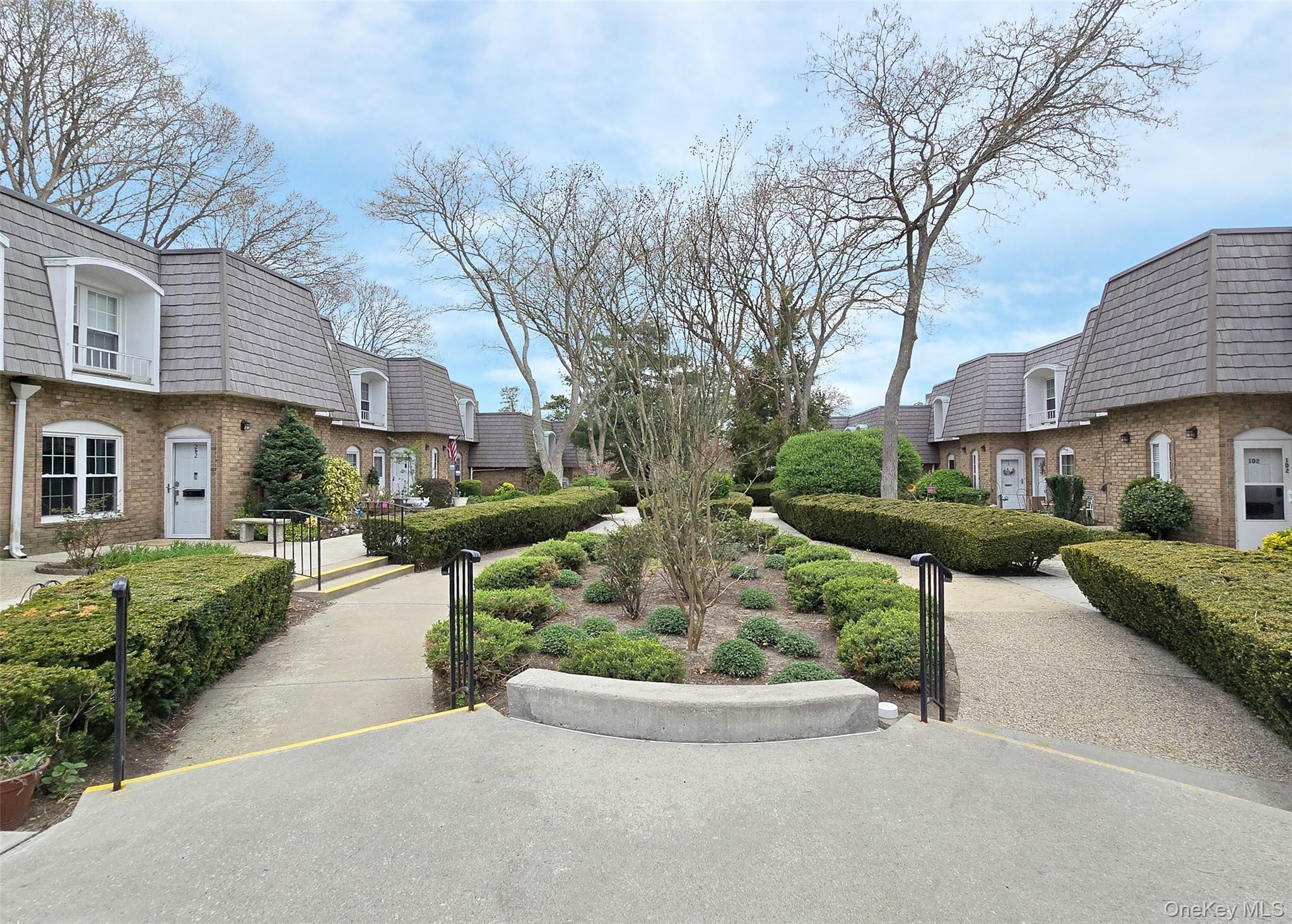 Coop Middle Country  Suffolk County, NY 11727, MLS-988585-3