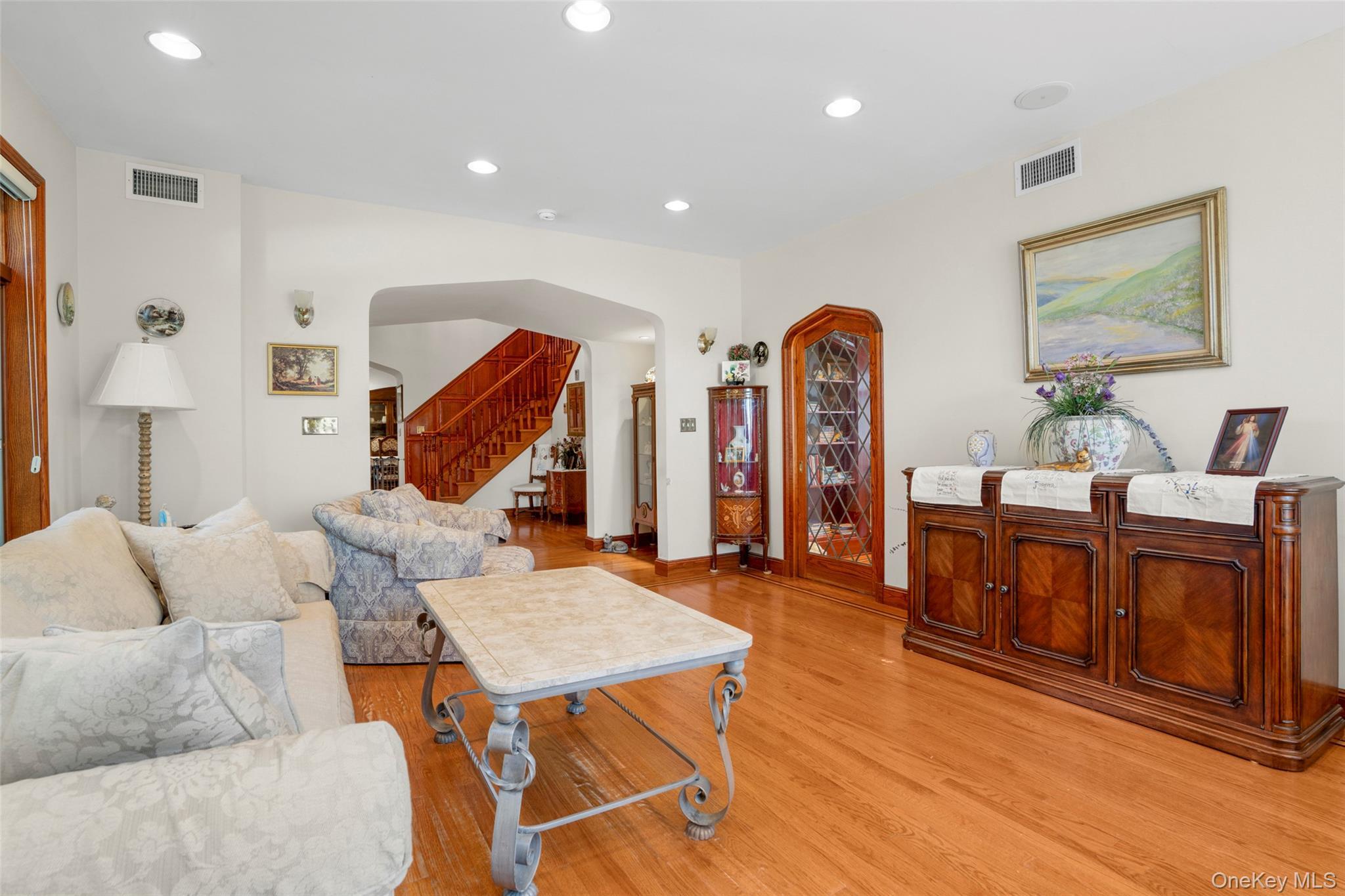 Single Family Carver Terrace  Westchester County, NY 10710, MLS-988593-5