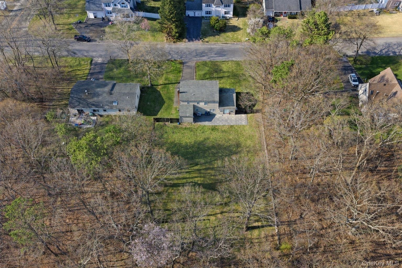Single Family Howard  Suffolk County, NY 11784, MLS-988599-27