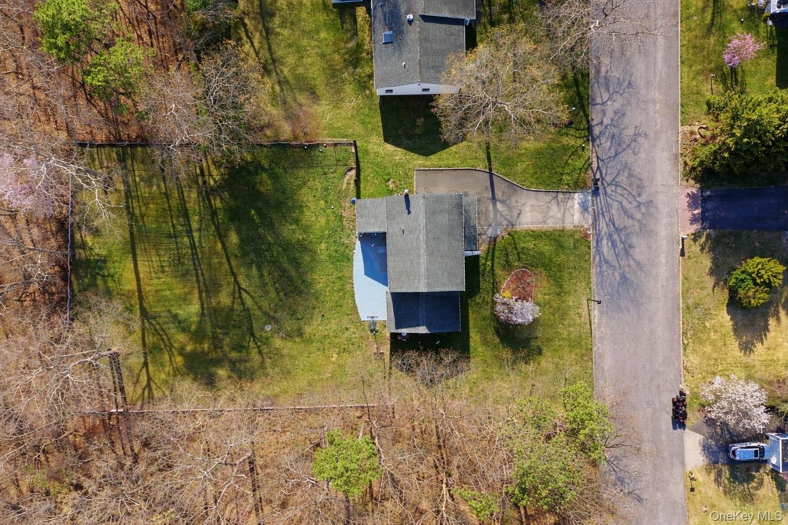 Single Family Howard  Suffolk County, NY 11784, MLS-988599-28