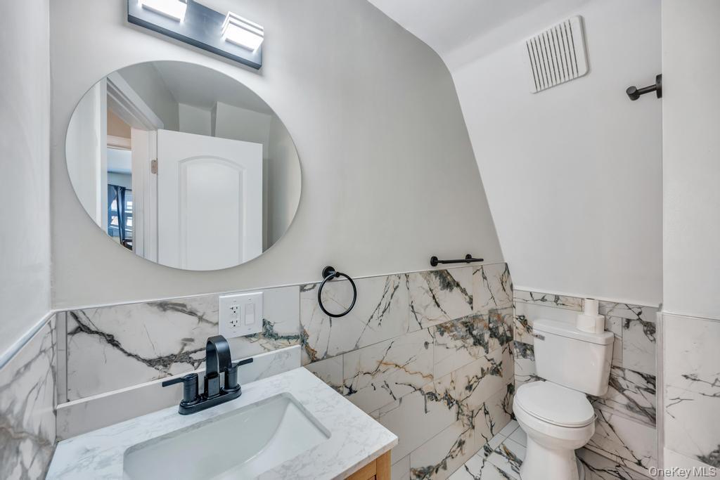 Single Family West  Nassau County, NY 11559, MLS-988612-21