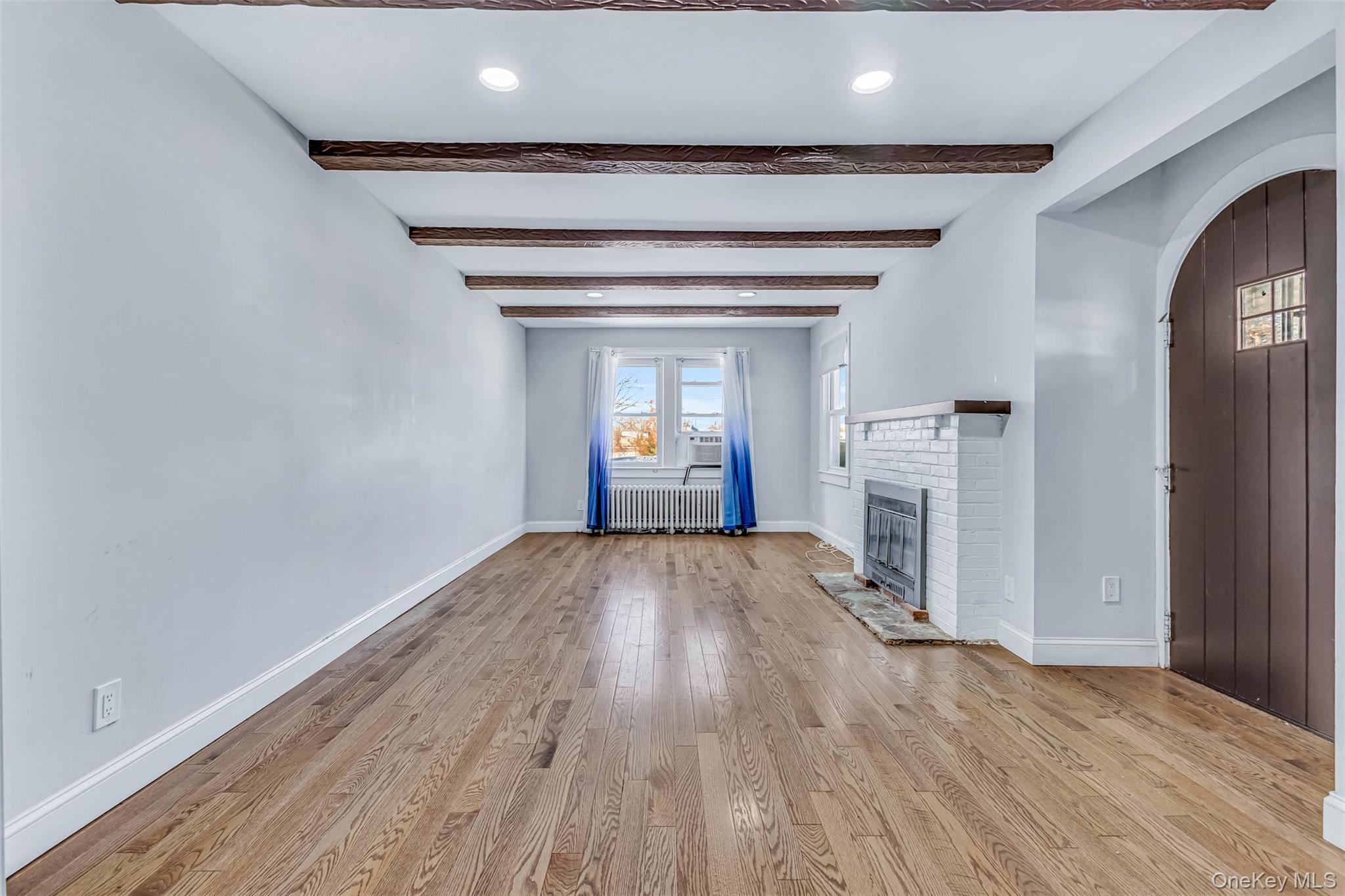 Single Family Greenwood  Suffolk County, NY 11706, MLS-988638-10