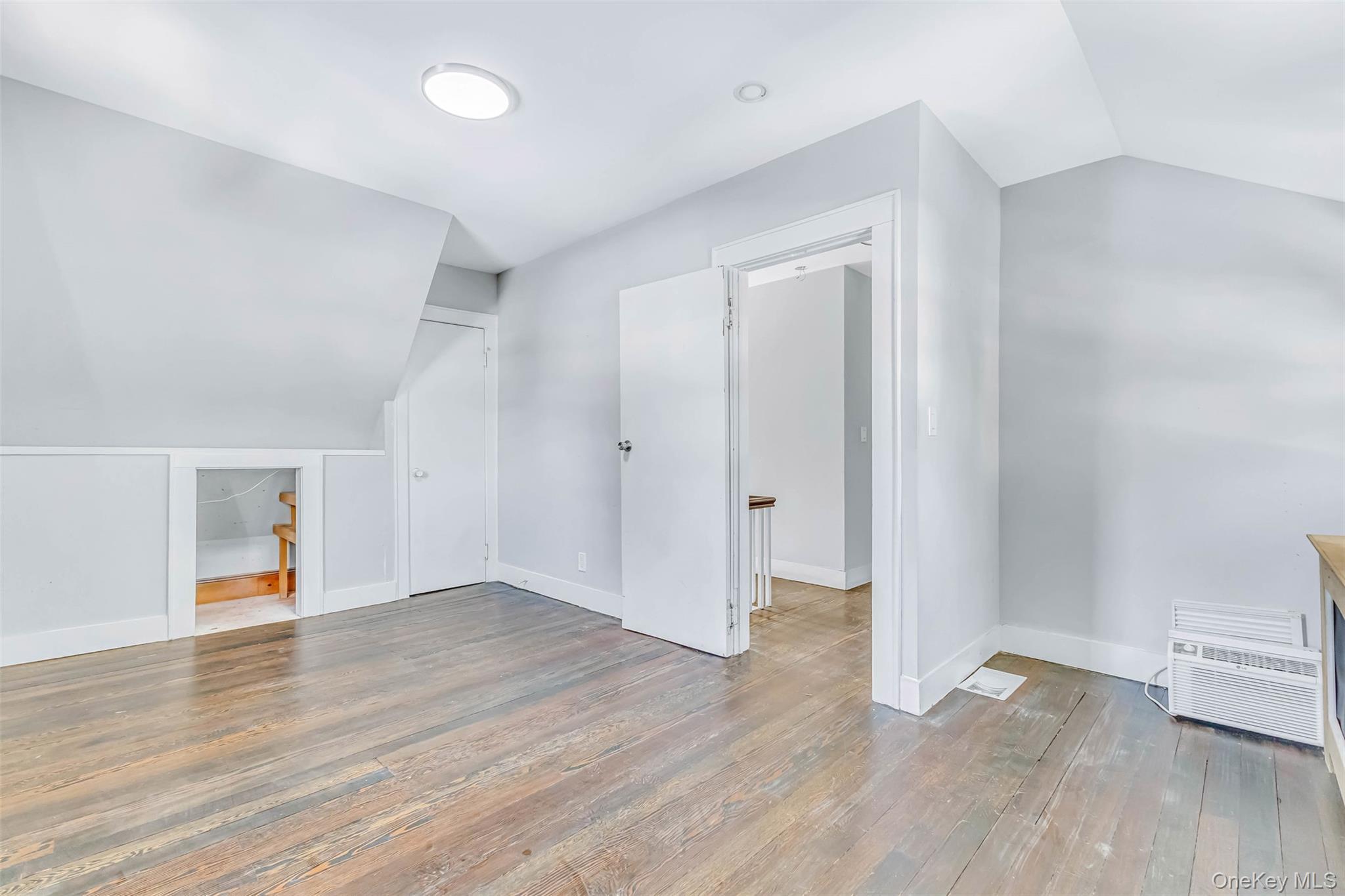 Single Family Greenwood  Suffolk County, NY 11706, MLS-988638-30