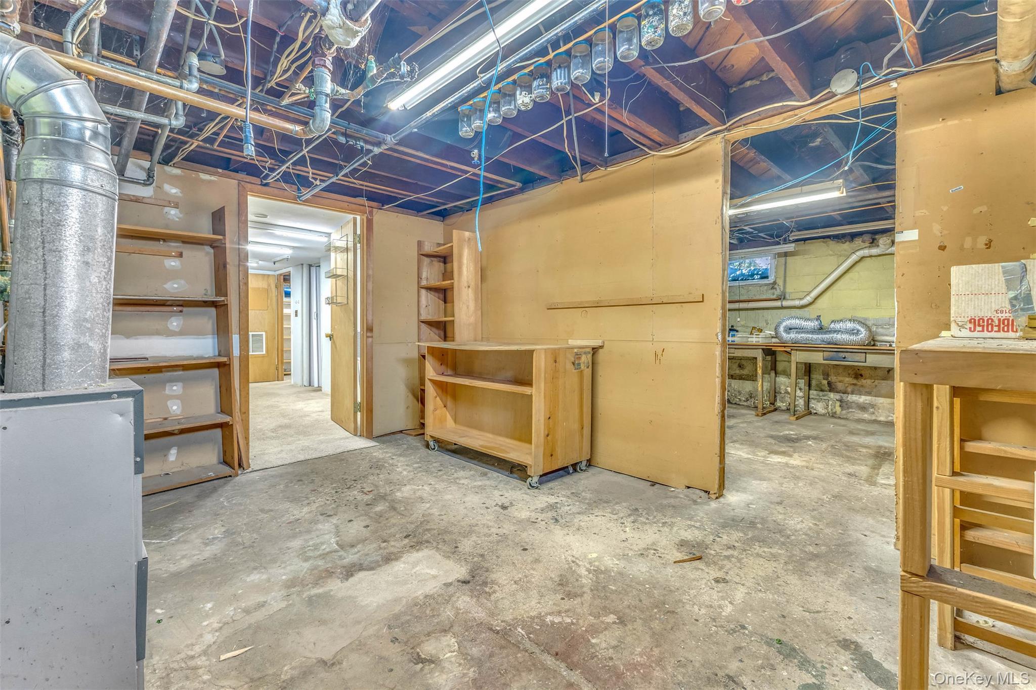 Single Family Greenwood  Suffolk County, NY 11706, MLS-988638-43