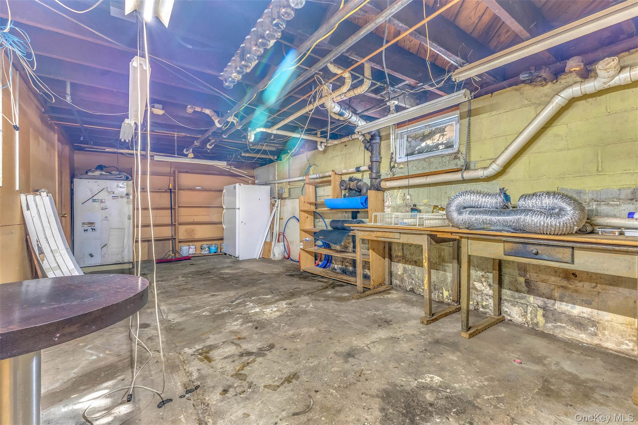 Single Family Greenwood  Suffolk County, NY 11706, MLS-988638-44