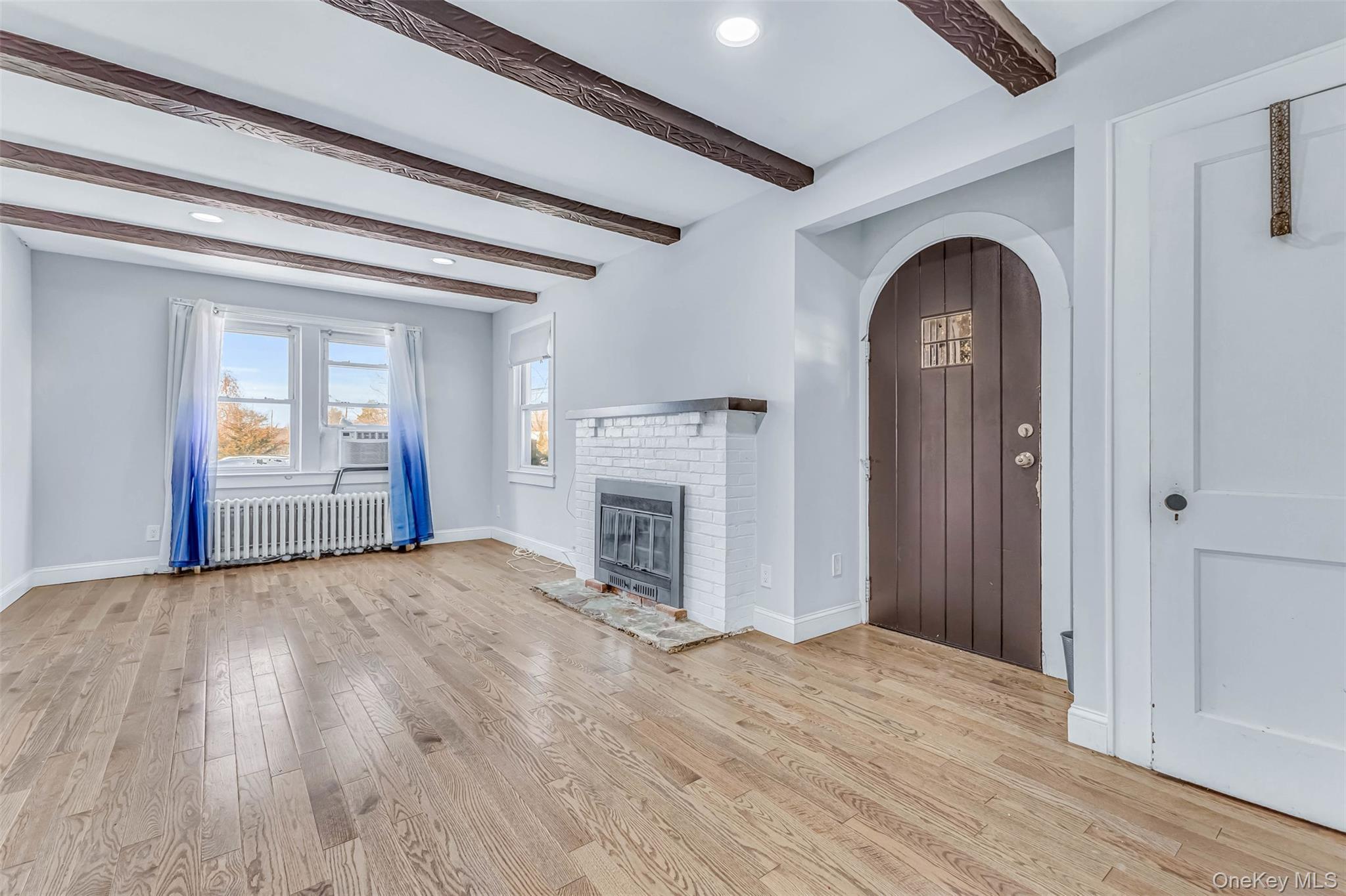 Single Family Greenwood  Suffolk County, NY 11706, MLS-988638-9