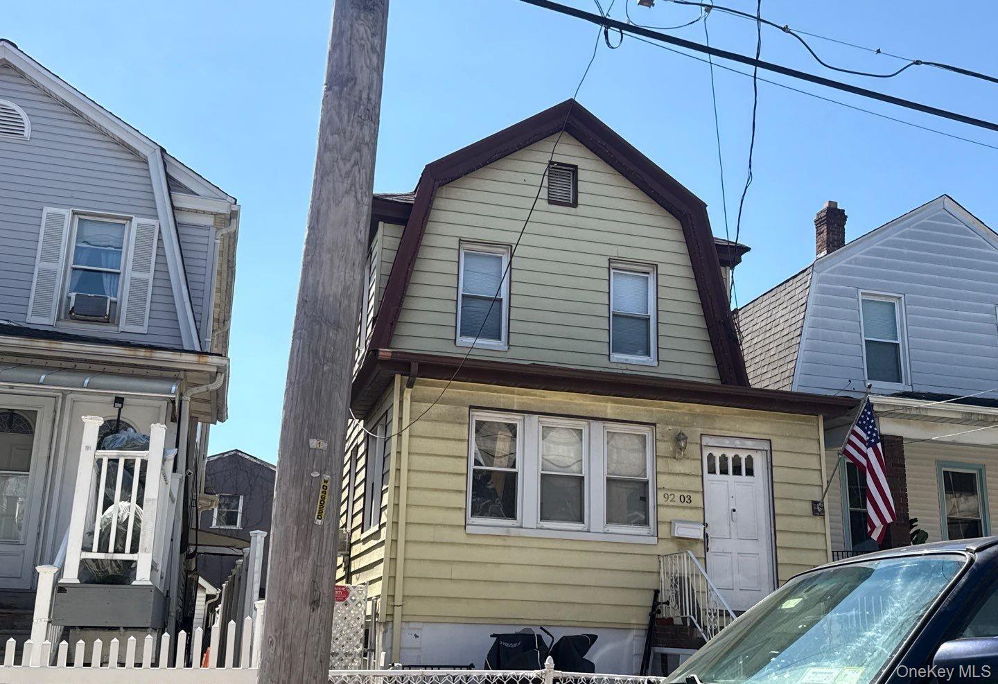 Single Family De Sota  Queens, NY 11693, MLS-988641-3