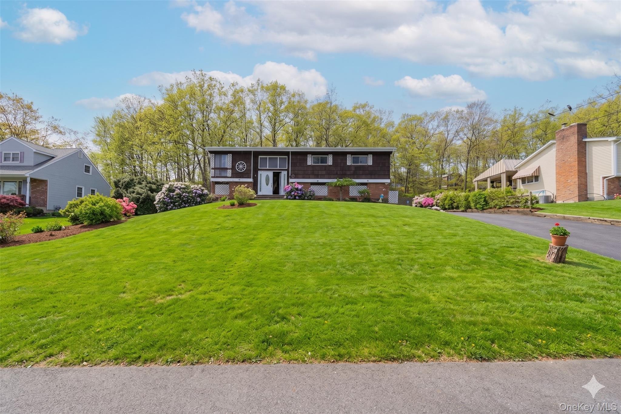 Single Family Tennyson  Rockland County, NY 10954, MLS-988659-2