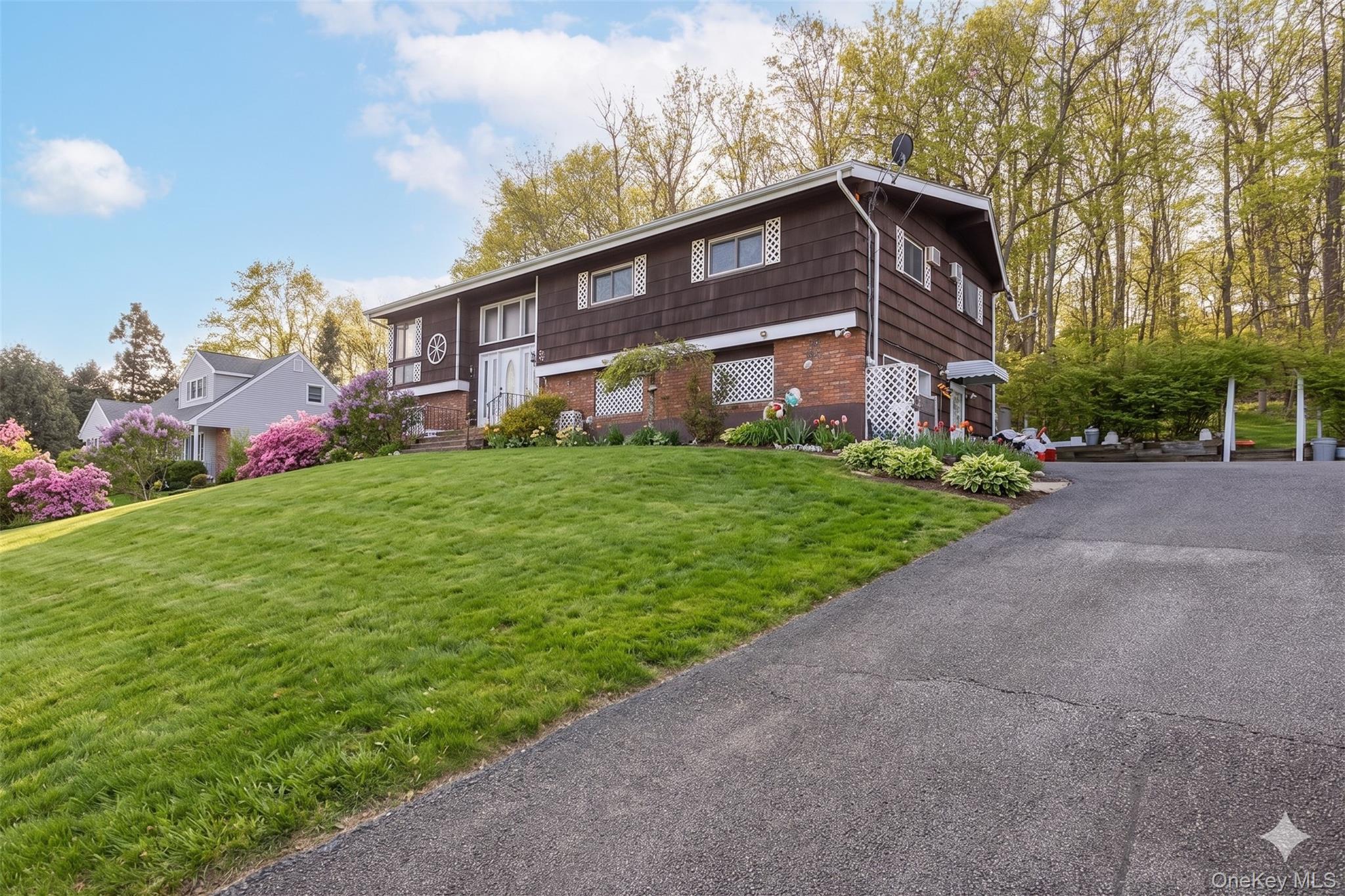 Single Family Tennyson  Rockland County, NY 10954, MLS-988659-4