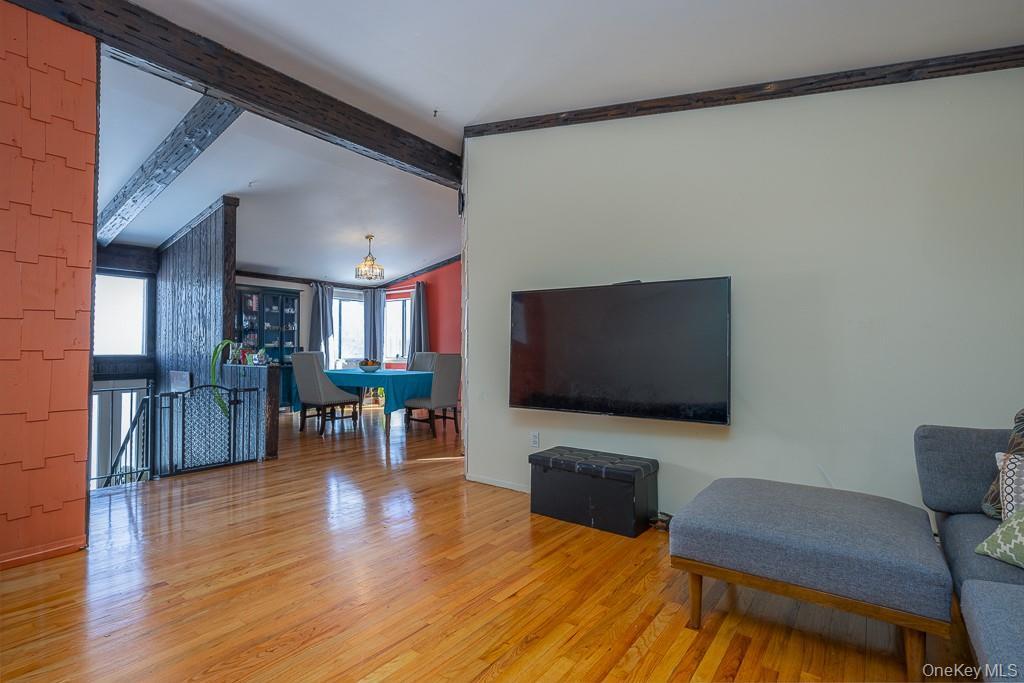 Single Family Tennyson  Rockland County, NY 10954, MLS-988659-9