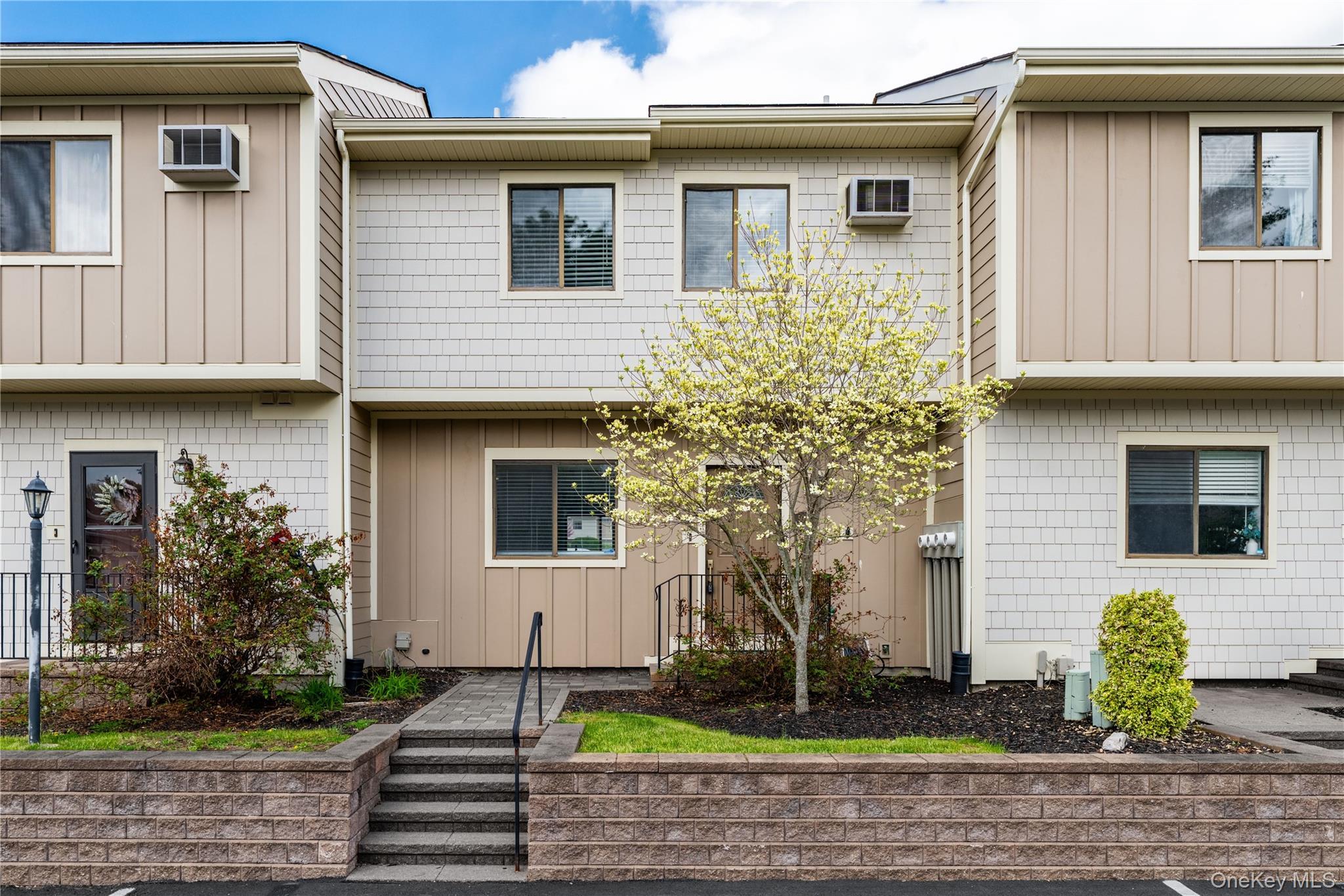 Condo in Beekman - Chelsea Dutchess County, NY 12533