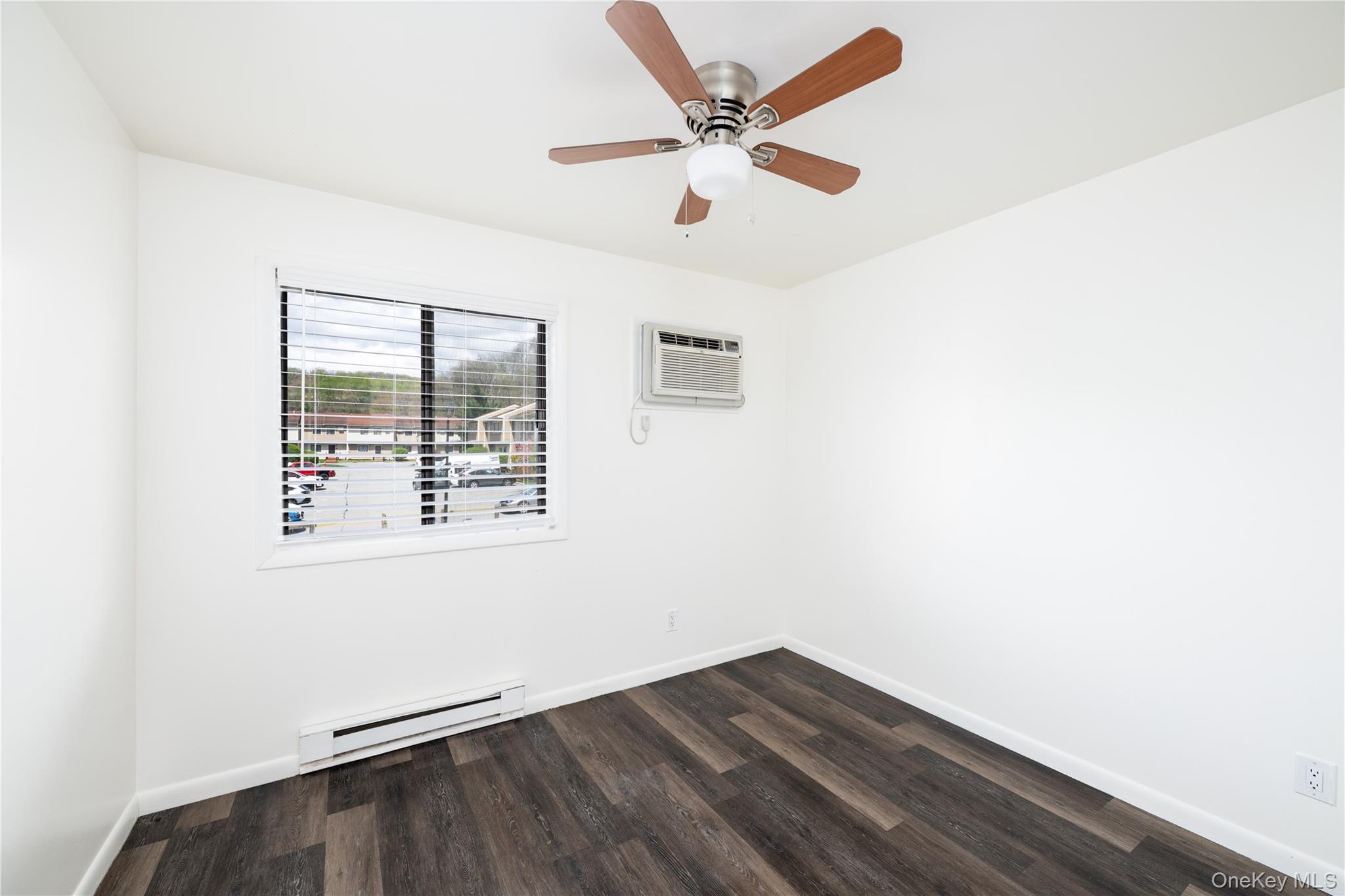 Condo Chelsea Dutchess County, NY 12533, MLS-988660-11