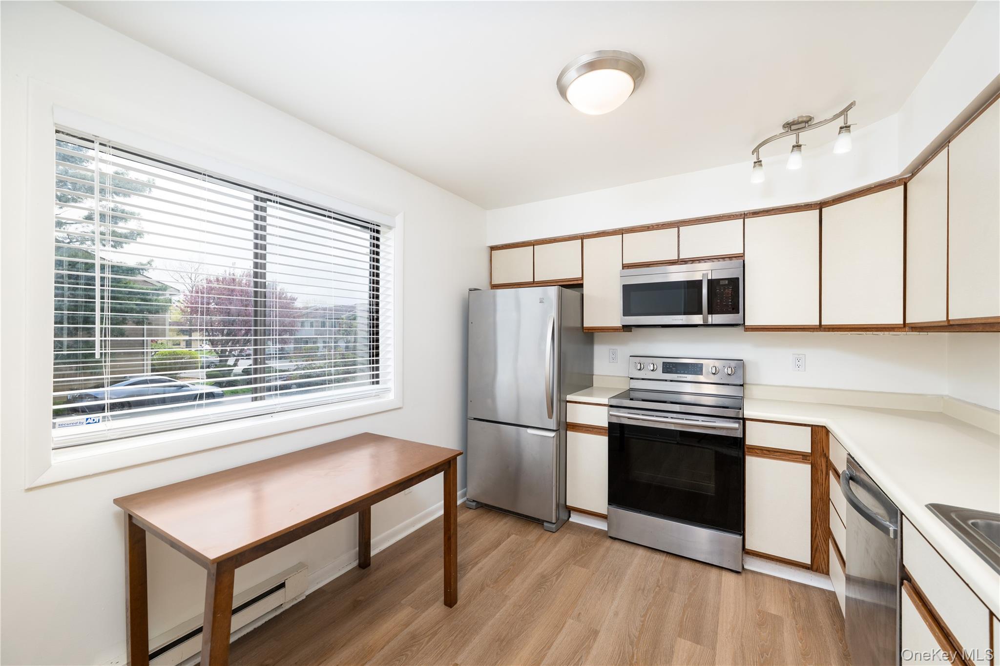 Condo Chelsea Dutchess County, NY 12533, MLS-988660-5