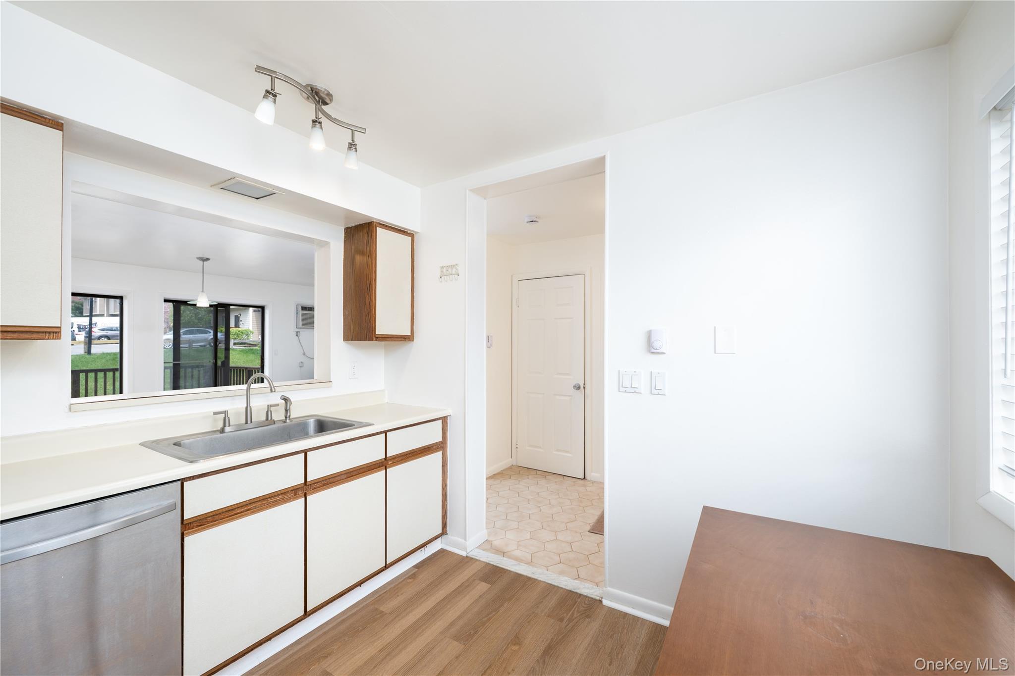 Condo Chelsea Dutchess County, NY 12533, MLS-988660-6