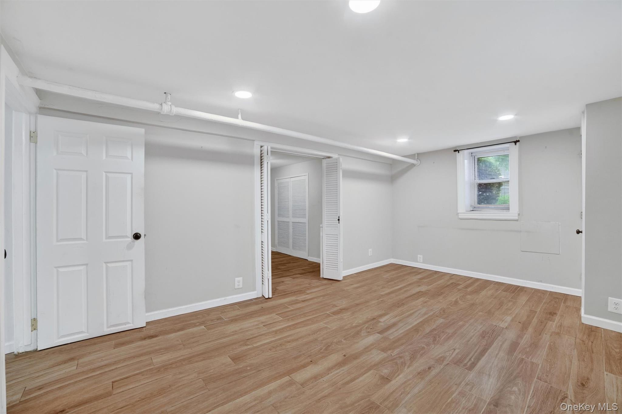 Single Family Ellsworth  Bronx, NY 10465, MLS-988663-35