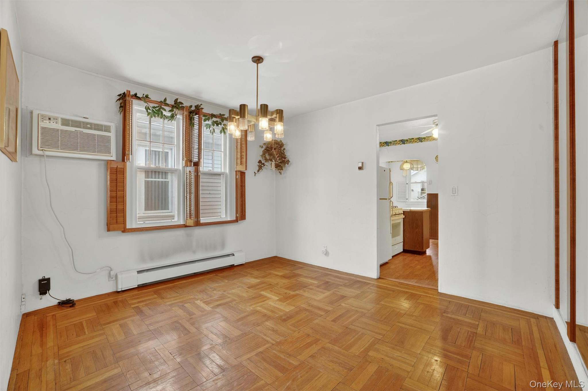 Single Family Ellsworth  Bronx, NY 10465, MLS-988663-7