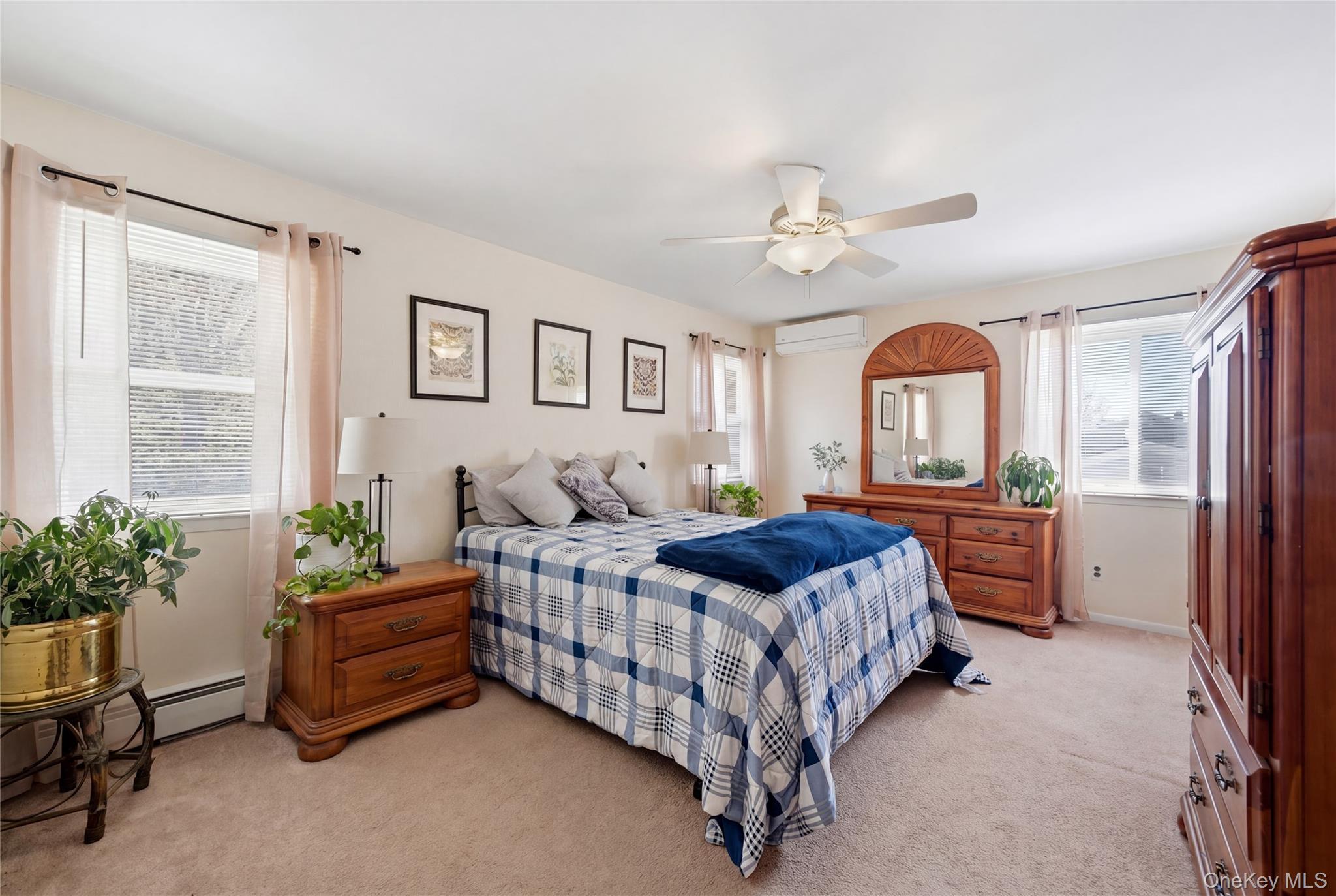 Single Family Fallen Leaf  Suffolk County, NY 11741, MLS-988672-21