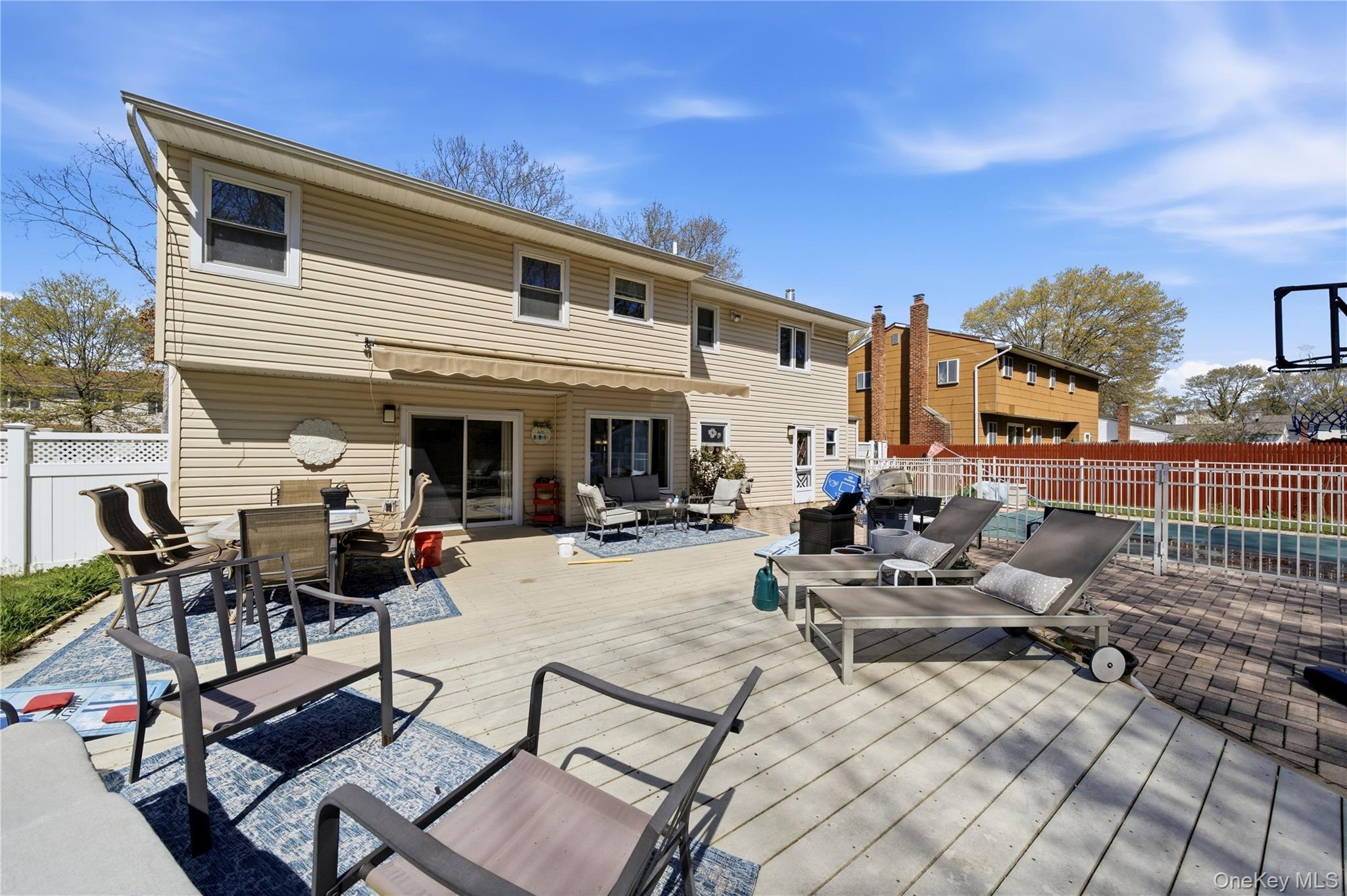 Single Family Fallen Leaf  Suffolk County, NY 11741, MLS-988672-24