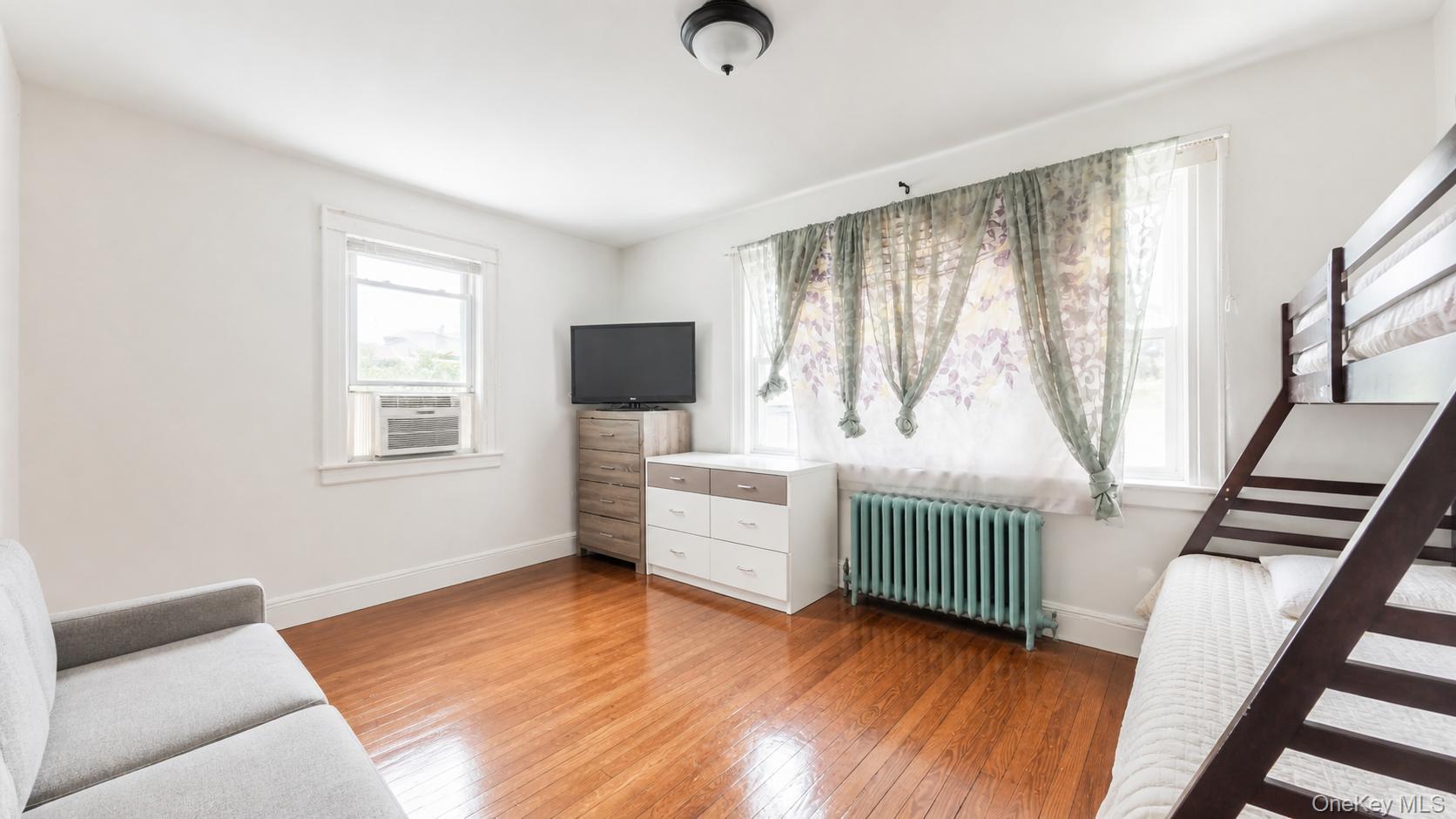 Single Family 219th Queens, NY 11429, MLS-988704-14