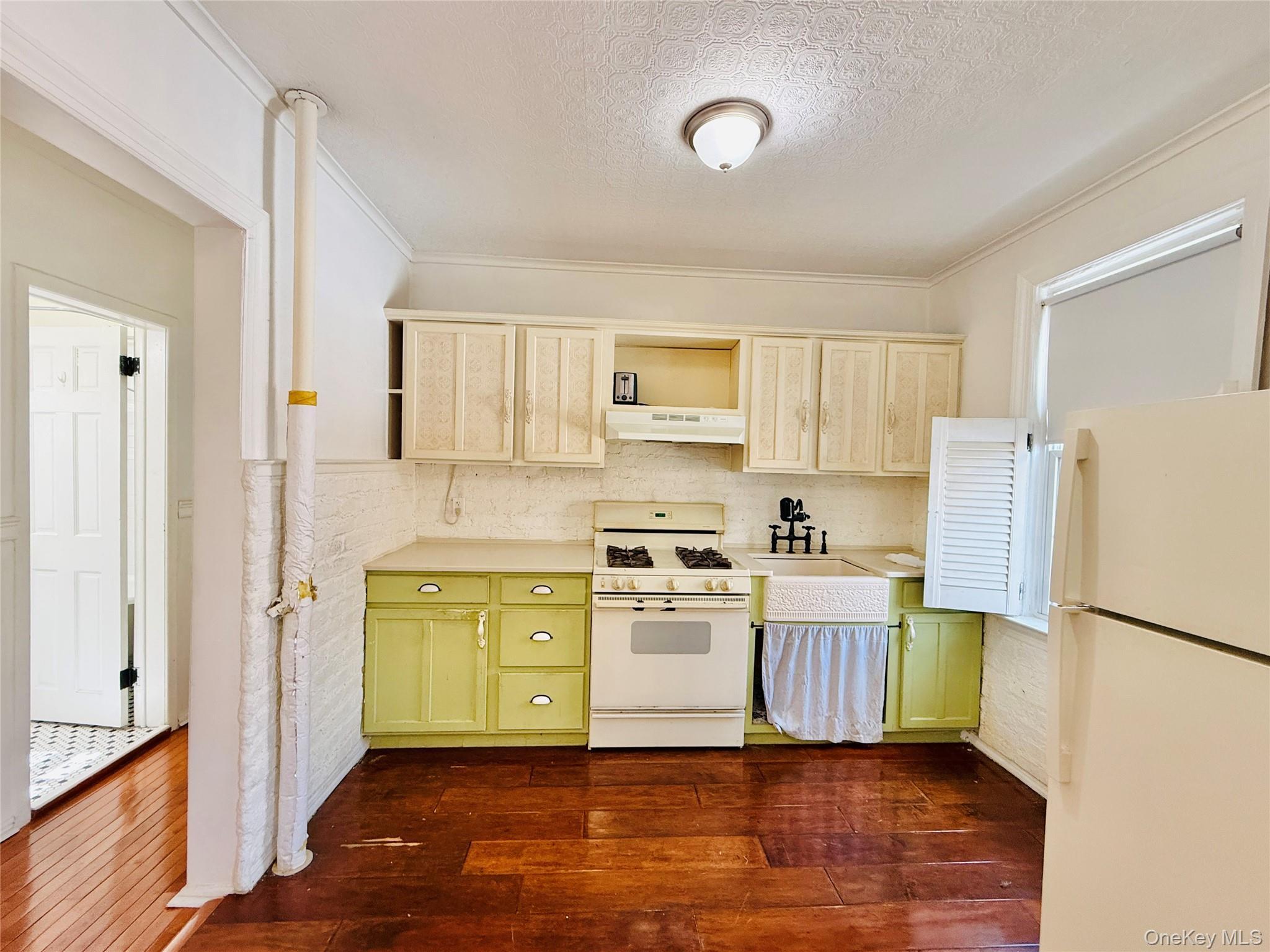Single Family Harrington Bronx, NY 10461, MLS-988712-4
