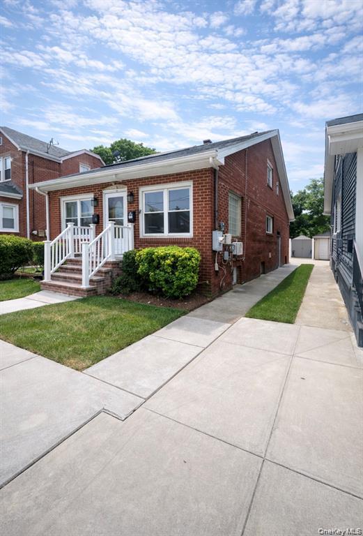 Single Family Star  Nassau County, NY 11003, MLS-988716-2
