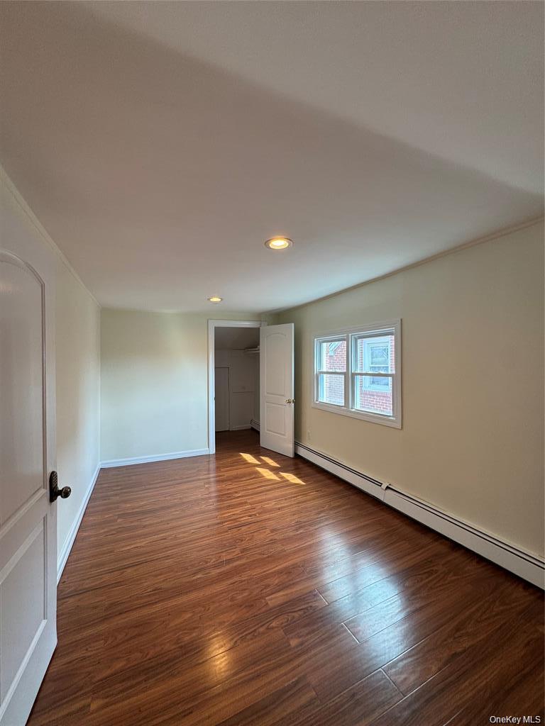 Single Family Star  Nassau County, NY 11003, MLS-988716-22