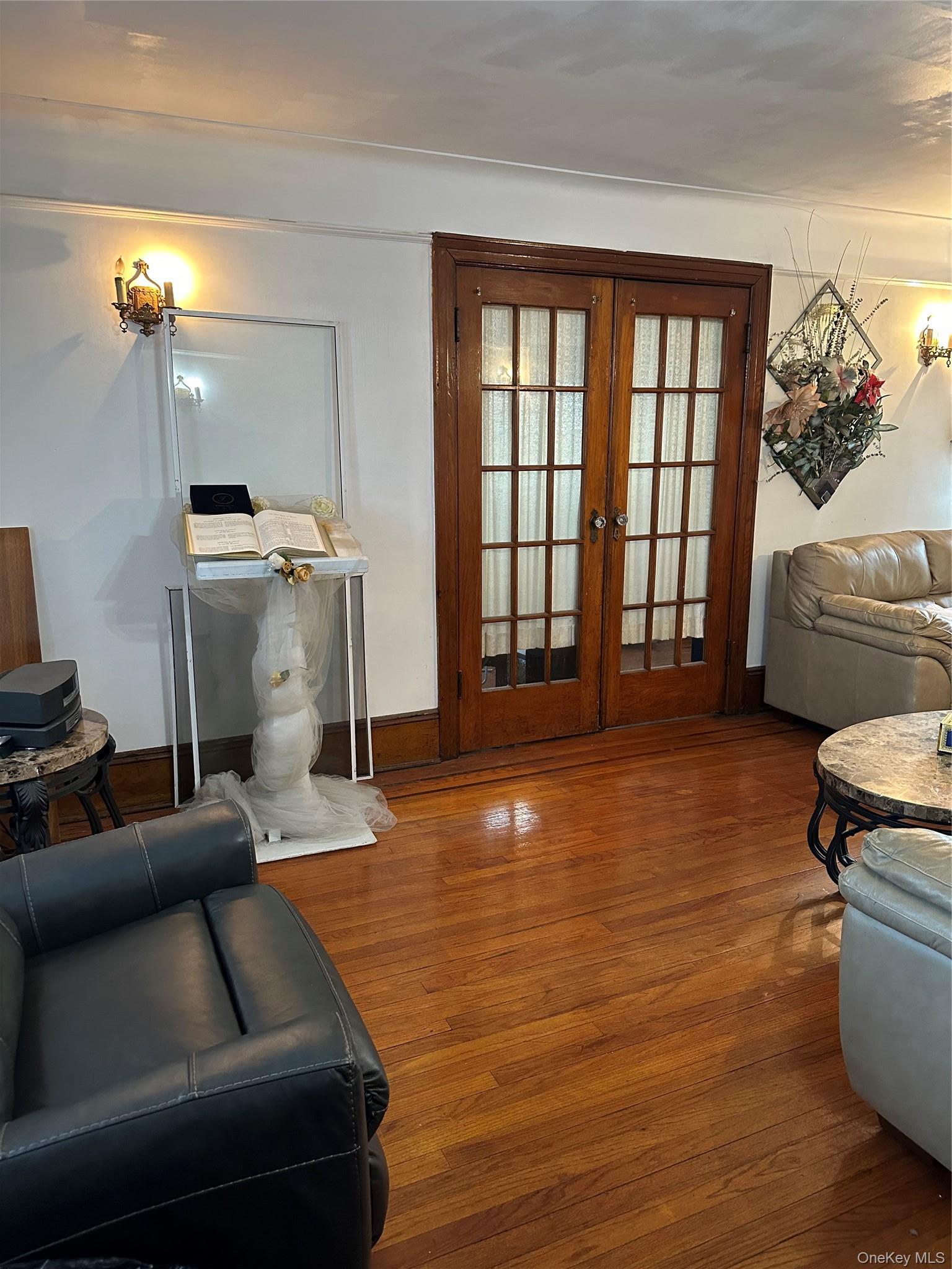 Single Family Memphis  Queens, NY 11422, MLS-988718-6