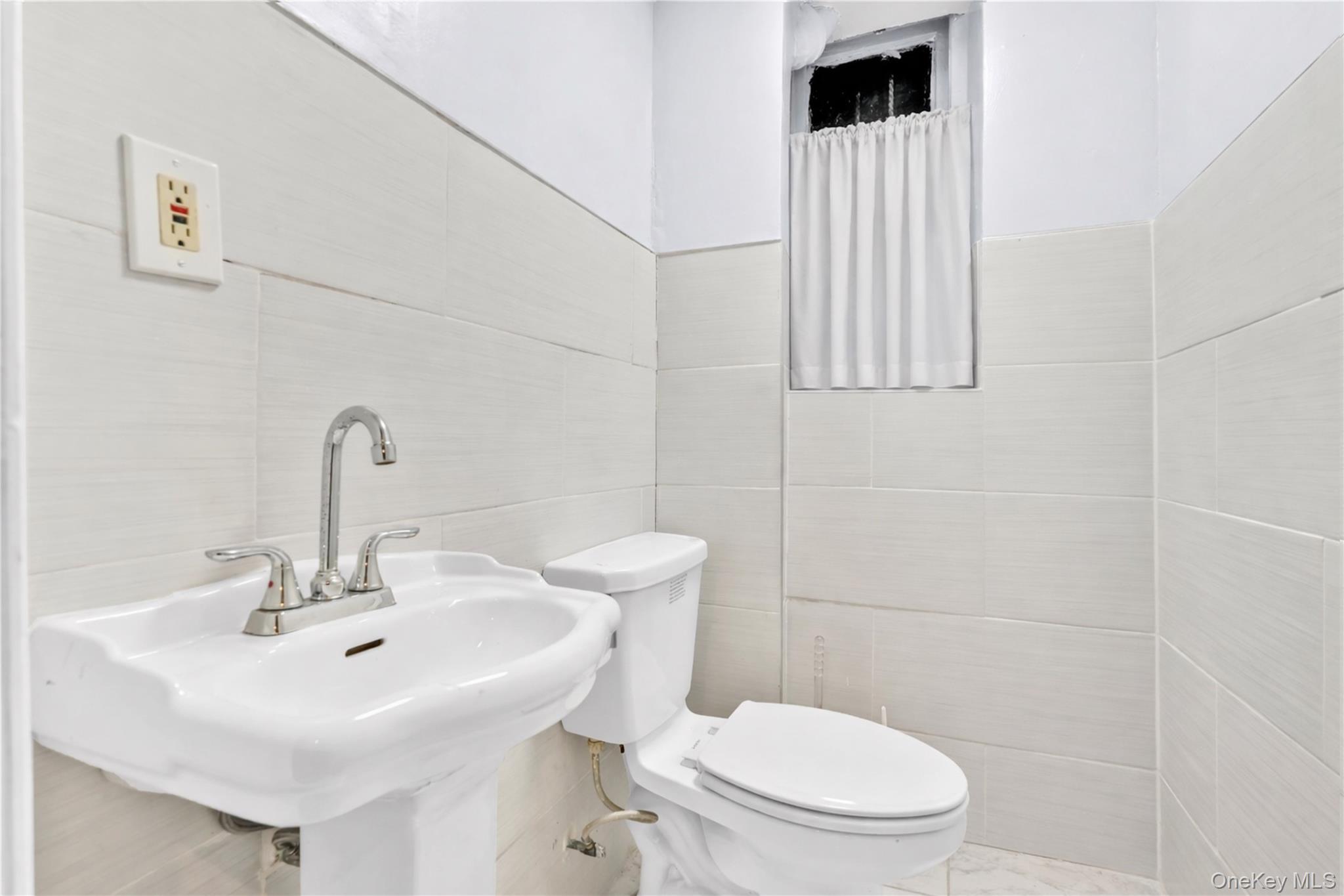 Commercial Sale E 55th Street Brooklyn, NY 11203, MLS-988745-13