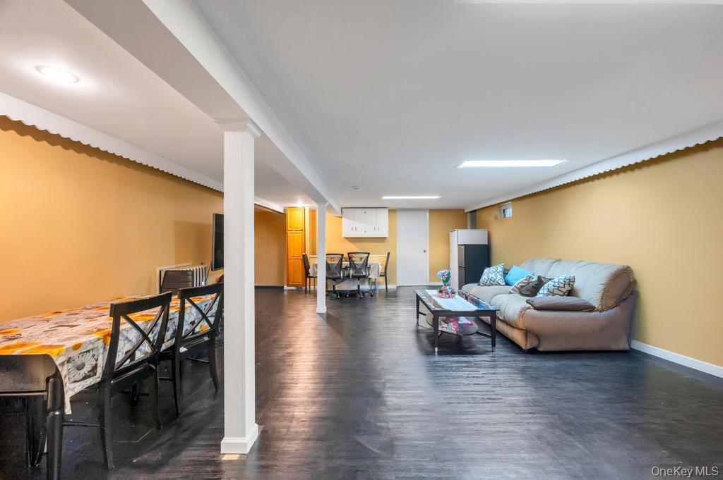 Single Family Cleaves  Nassau County, NY 11550, MLS-988748-18