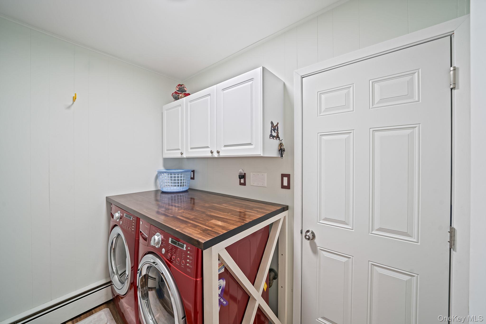 Single Family Oakdale  Suffolk County, NY 11738, MLS-988754-28