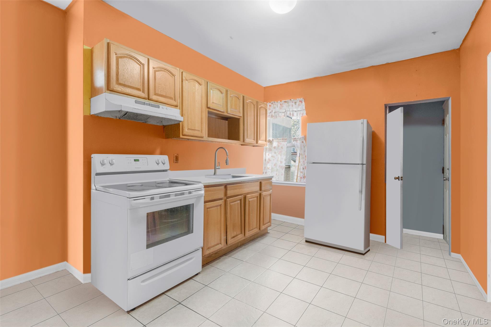 Single Family Beech  Westchester County, NY 10701, MLS-988776-3
