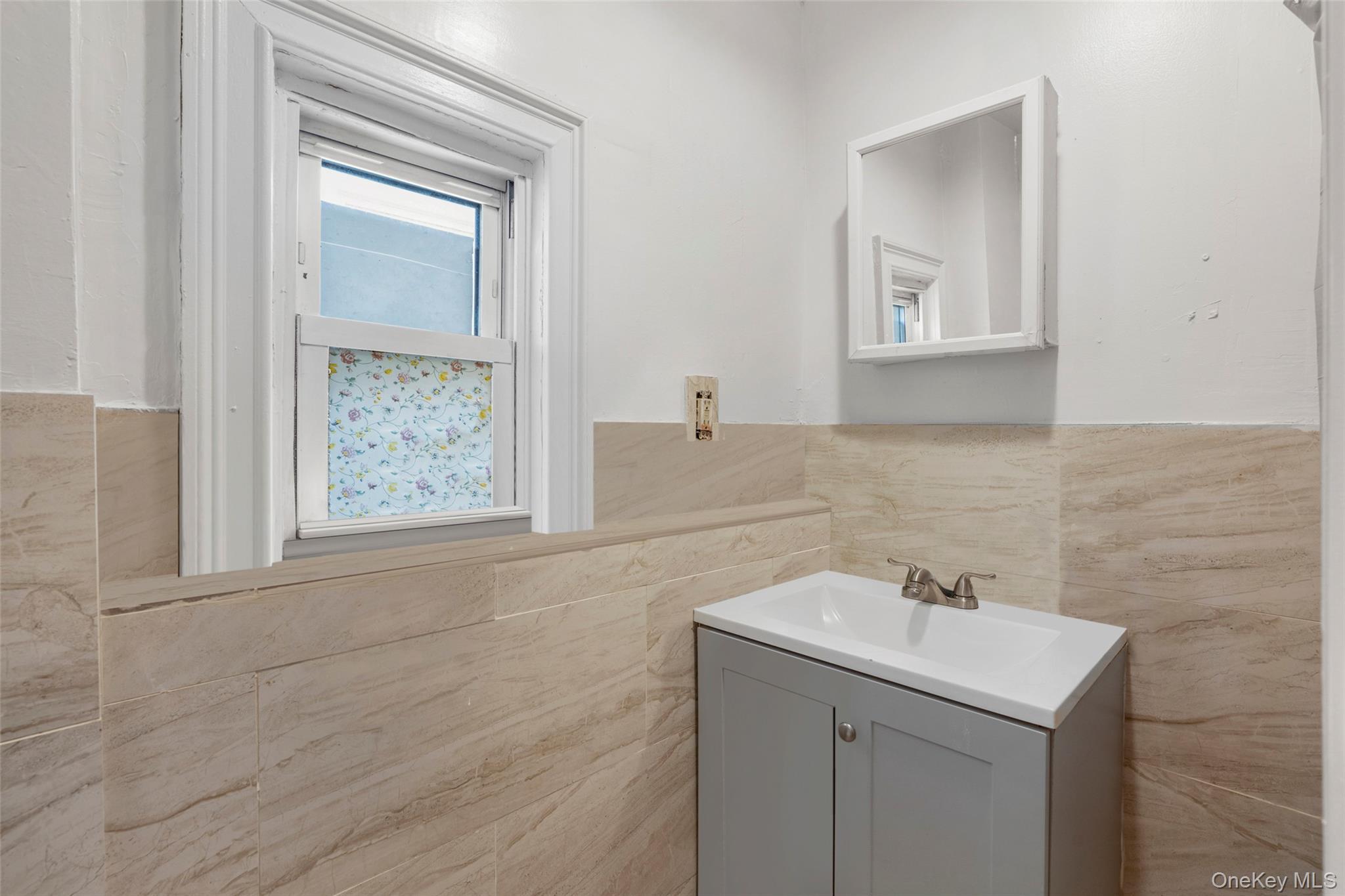 Single Family Beech  Westchester County, NY 10701, MLS-988776-5