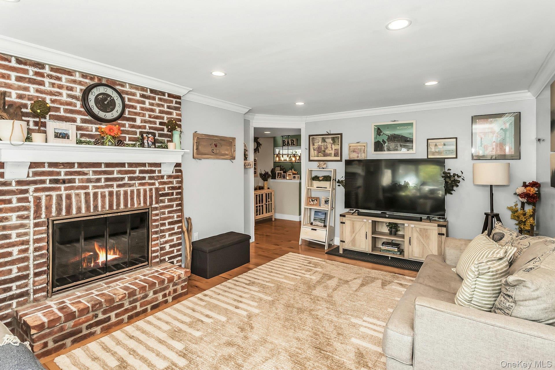Single Family Bellecrest  Suffolk County, NY 11731, MLS-988795-6