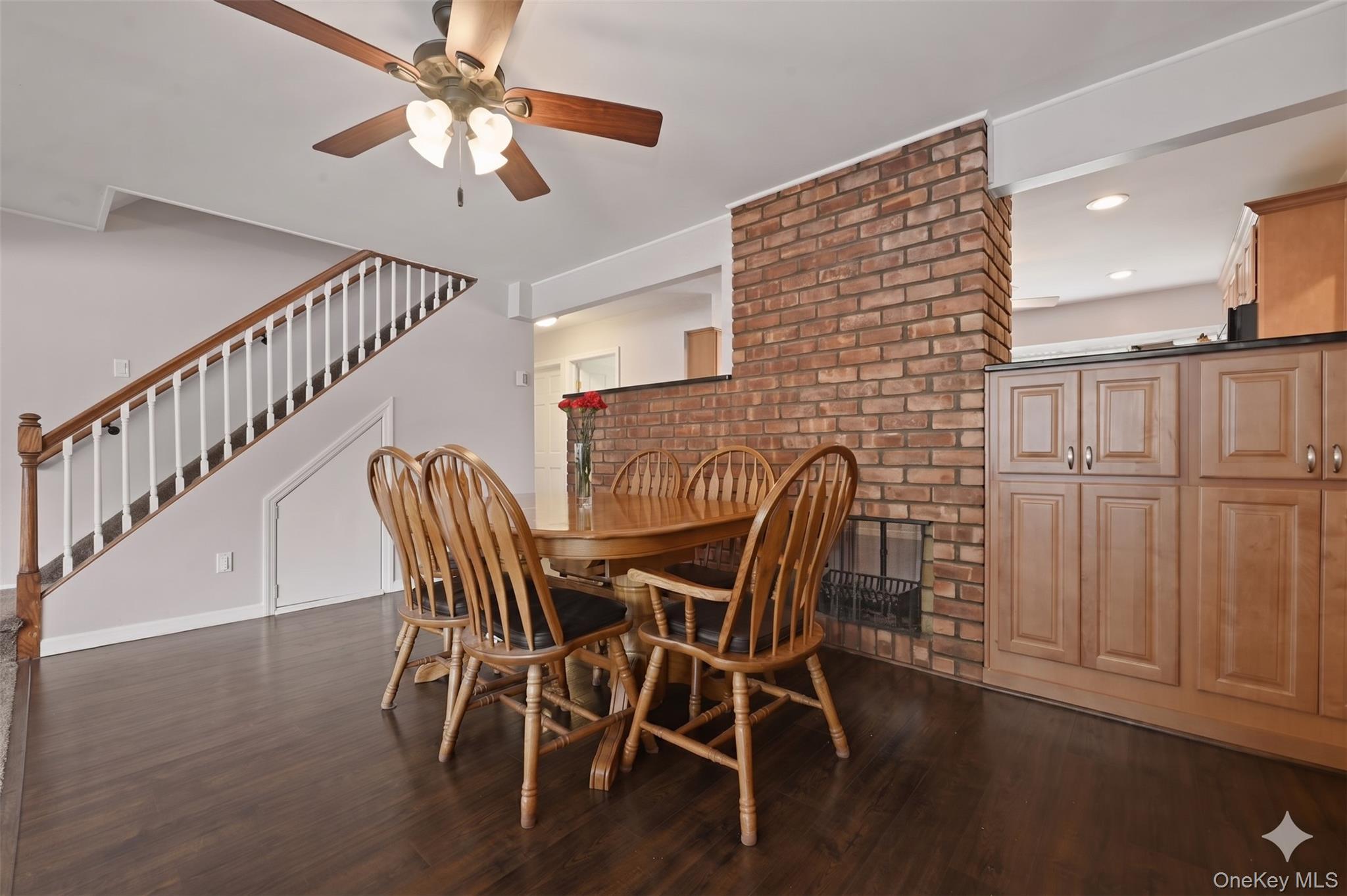 Single Family Twin  Nassau County, NY 11793, MLS-988812-12