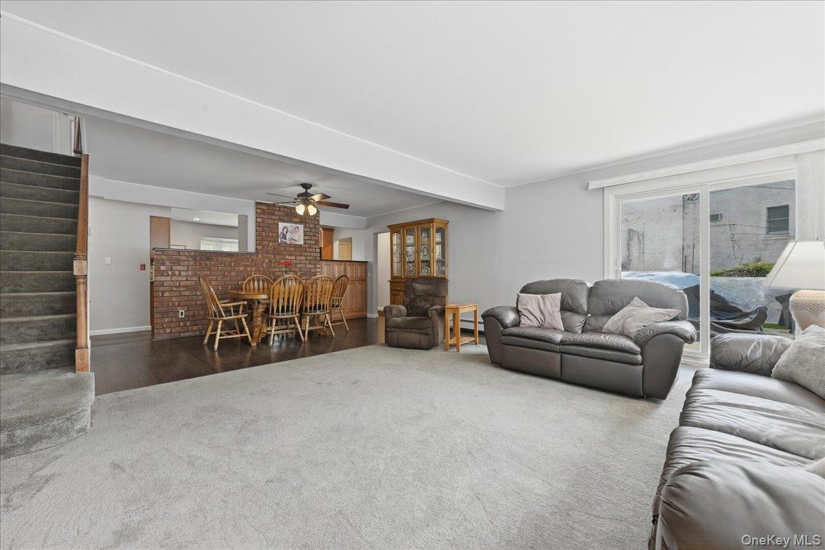 Single Family Twin  Nassau County, NY 11793, MLS-988812-18