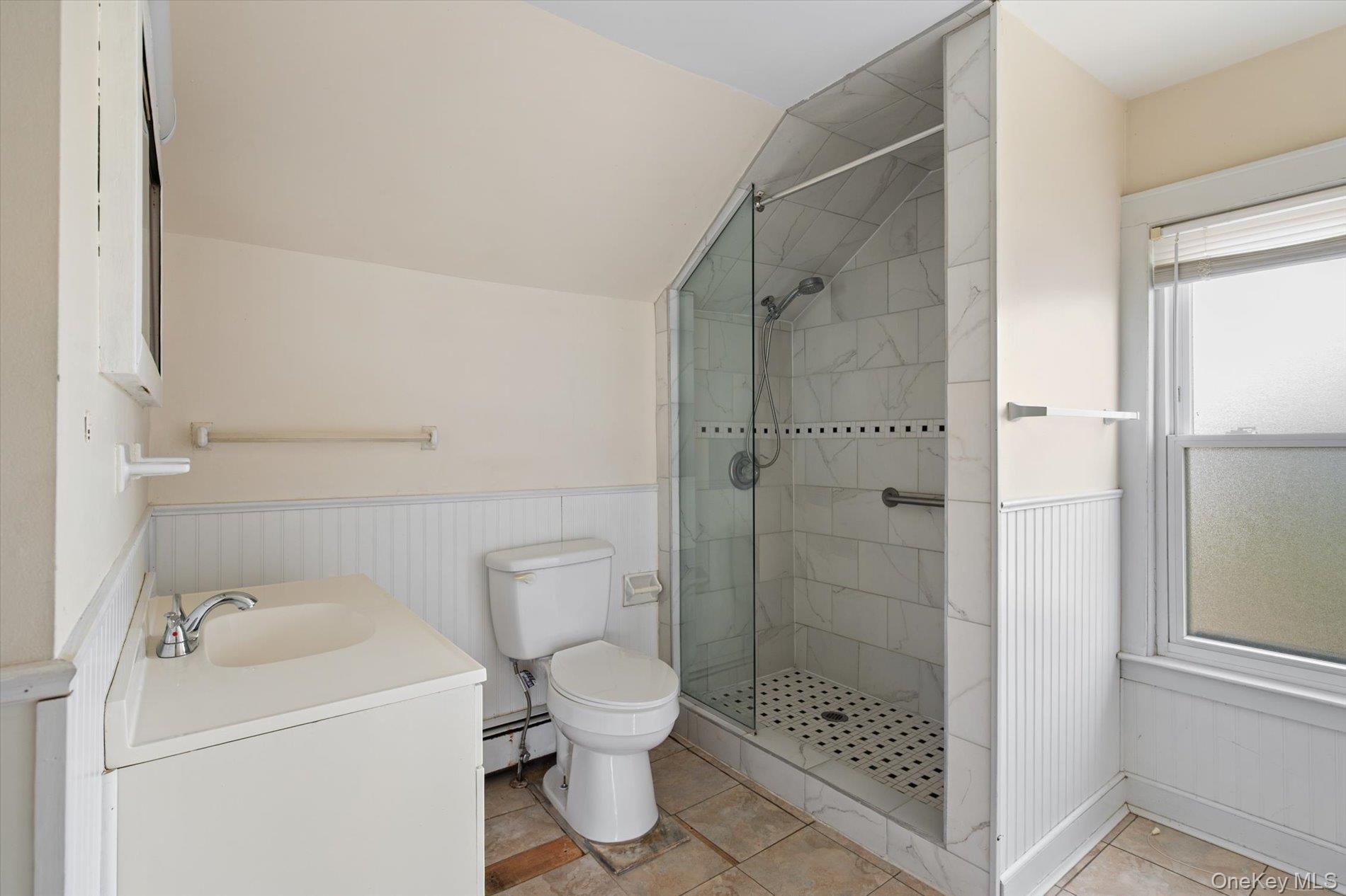 Single Family Elizabeth  Nassau County, NY 11096, MLS-988814-13