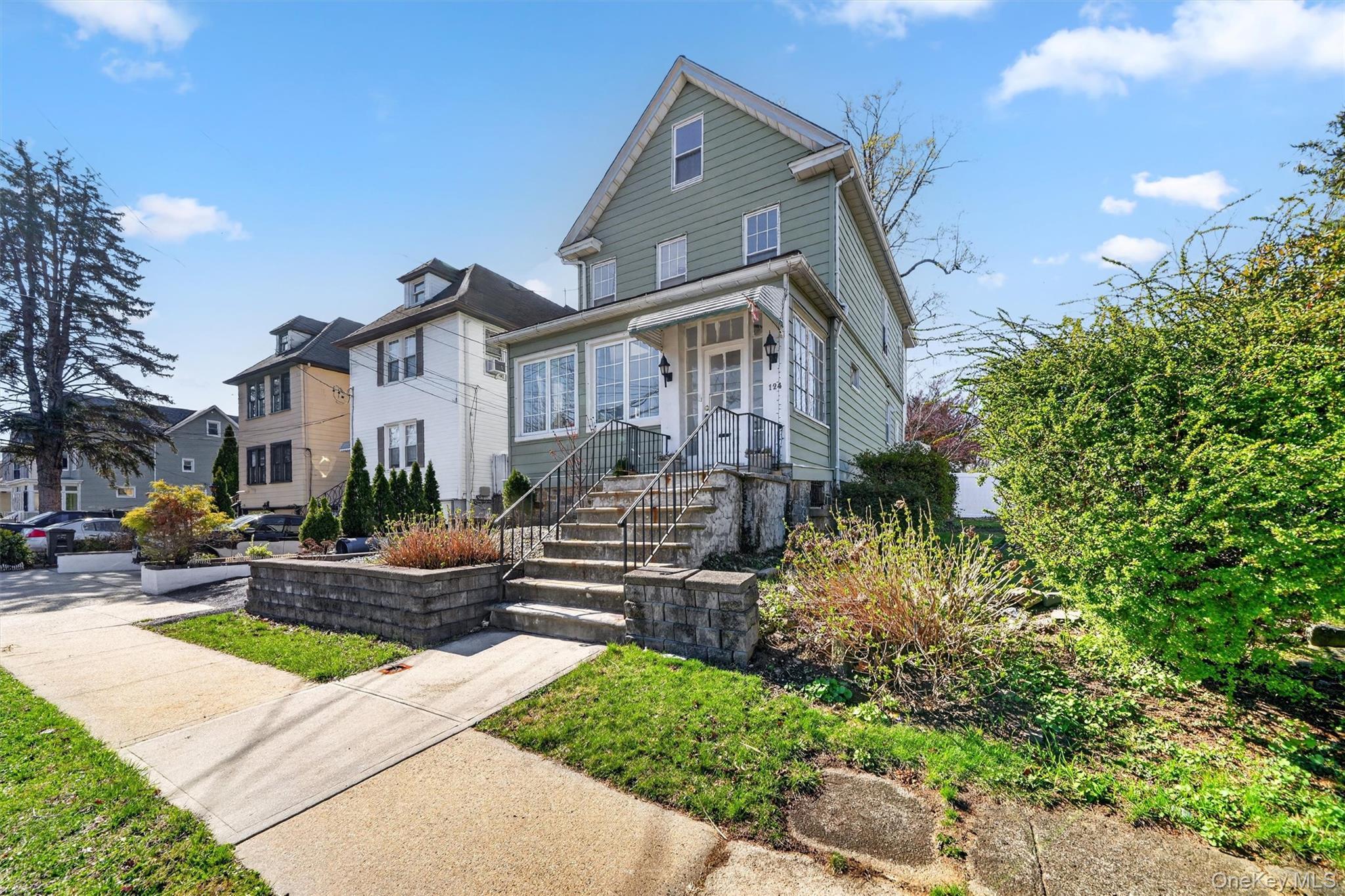 Single Family Sherwood  Westchester County, NY 10704, MLS-988821-3