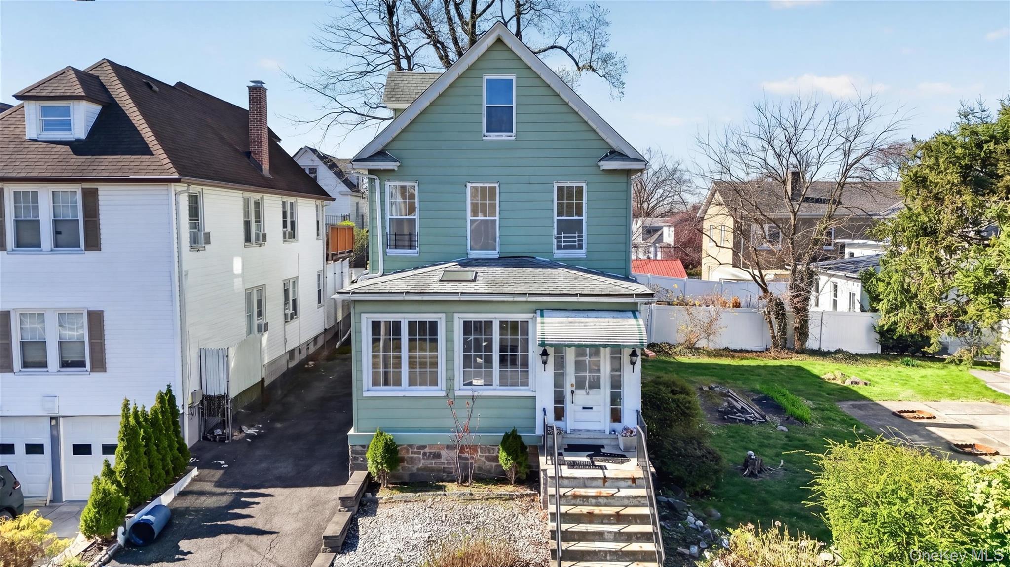 Single Family Sherwood  Westchester County, NY 10704, MLS-988821-4